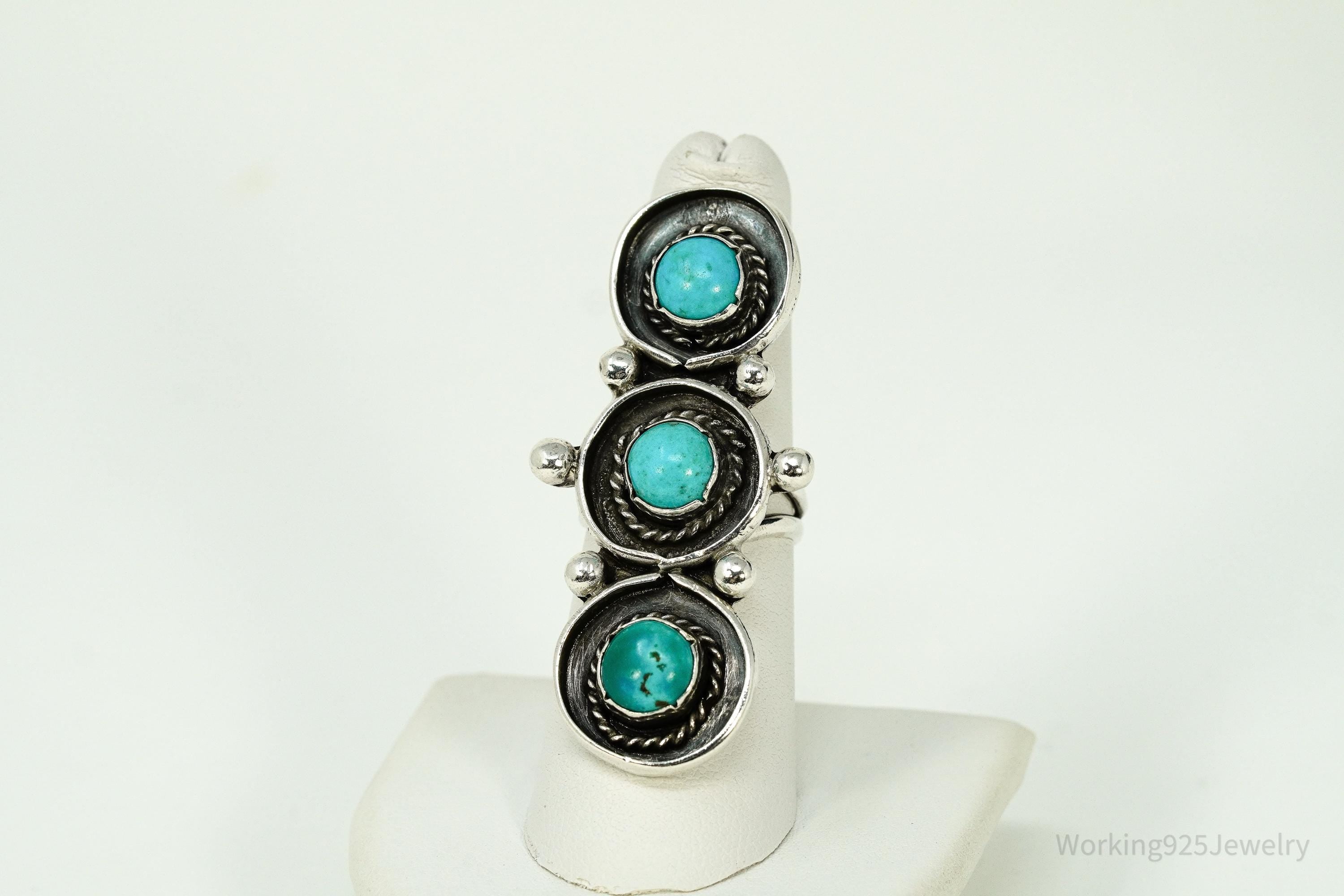 Vintage Handmade Native American Turquoise Silver Ring - Size 6.75
