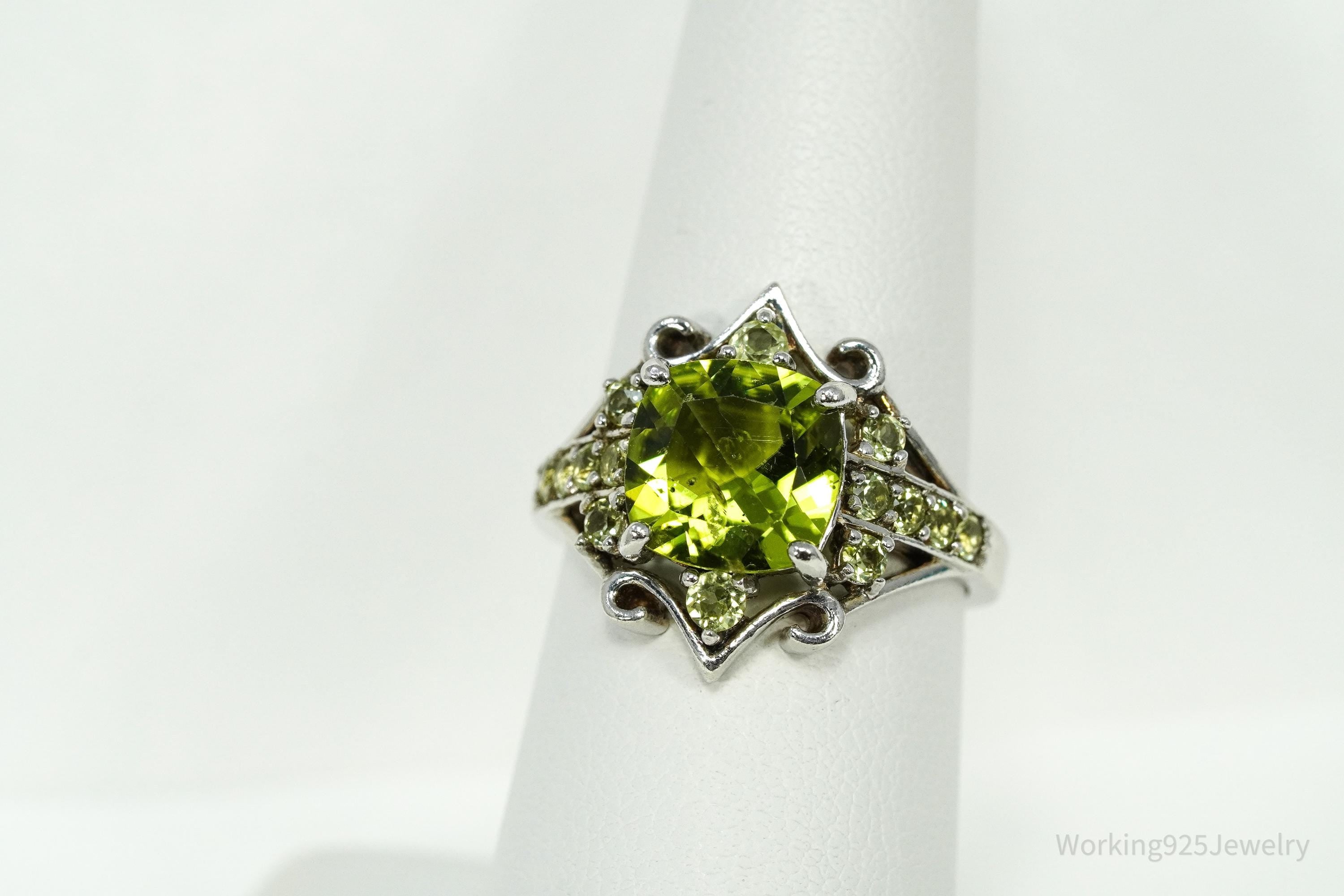Vintage DK Peridot Sterling Silver Ring - Size 6.75