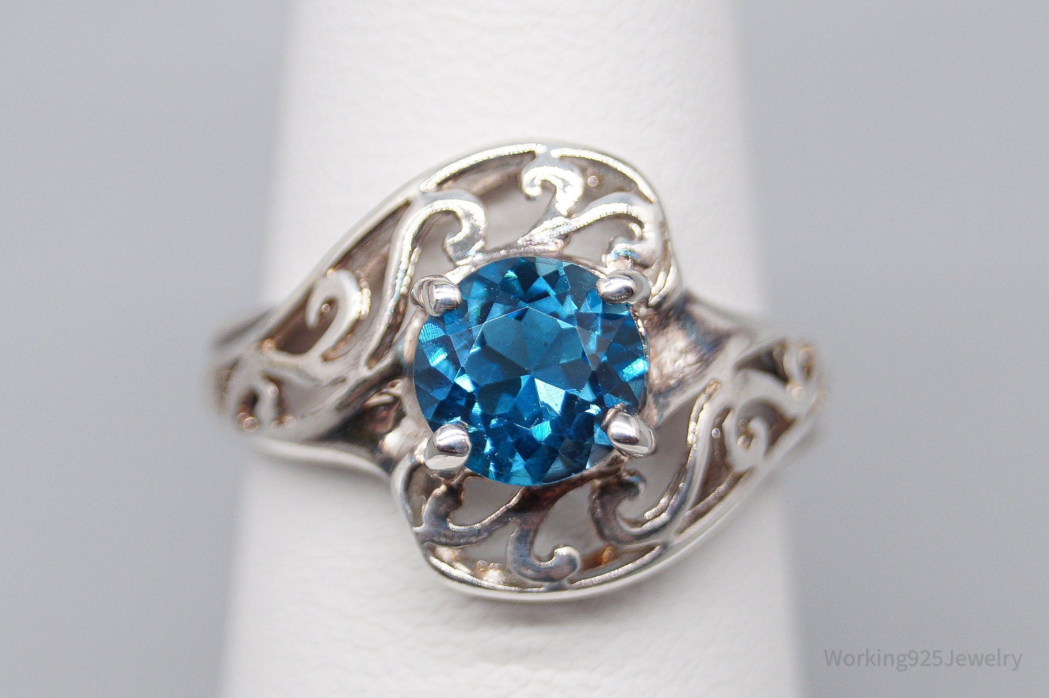 Vintage London Blue Topaz Sterling Silver Ring - Size 6