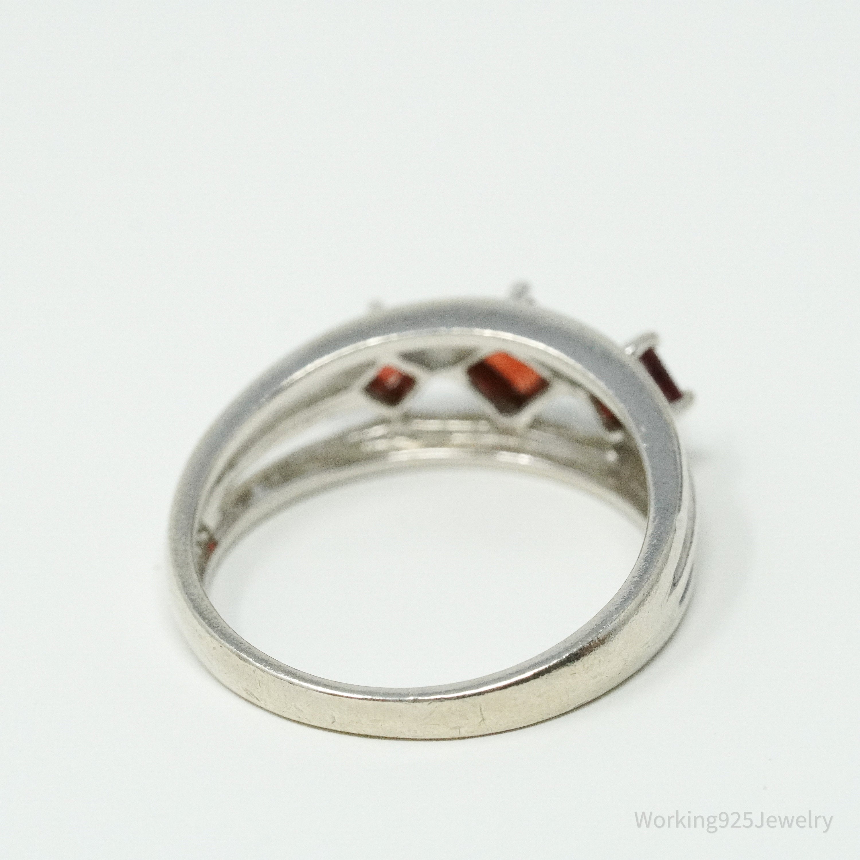 Vintage Ross Simons Garnet Sterling Silver Ring - Size 7.25