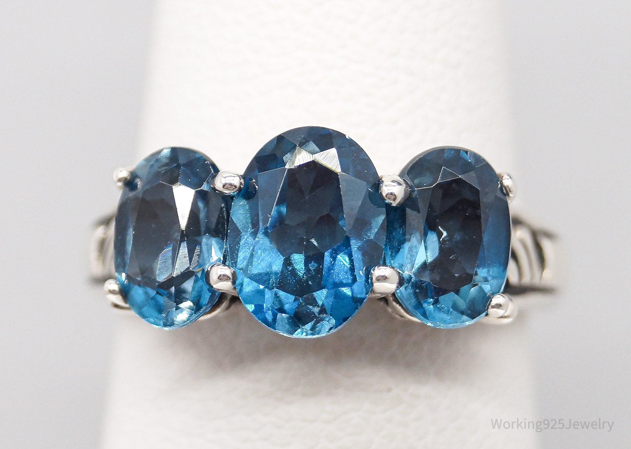 Vintage London Blue Topaz Sterling Silver Ring - Size 6