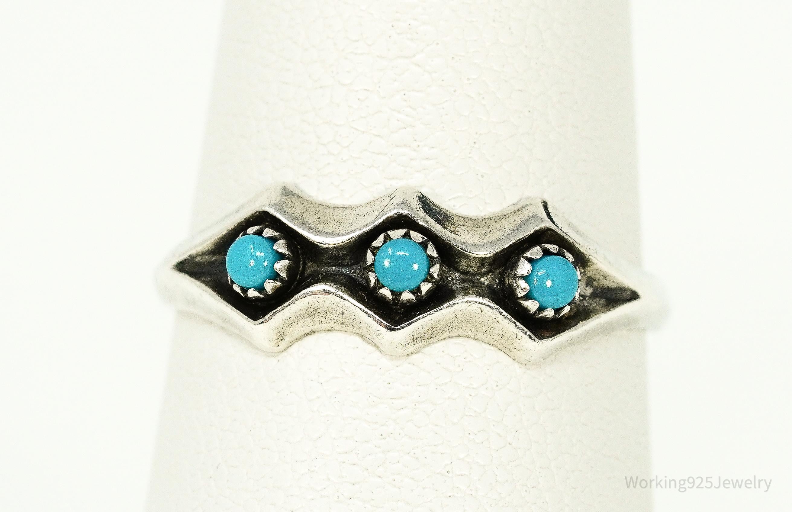 Vintage Handmade Native American Turquoise Sterling Silver Ring - Size 7.5