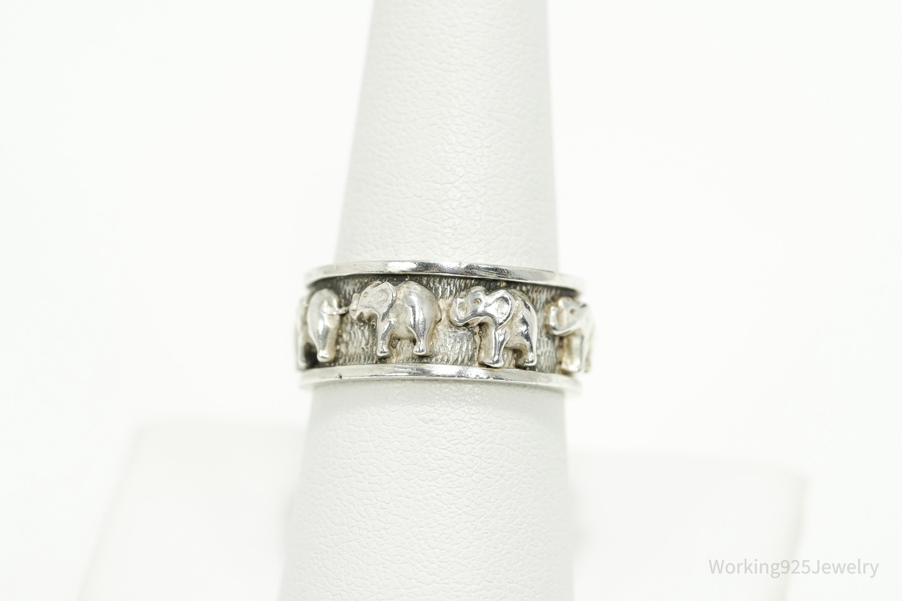 Vintage Elephants Sterling Silver Band Ring - Size 8.75