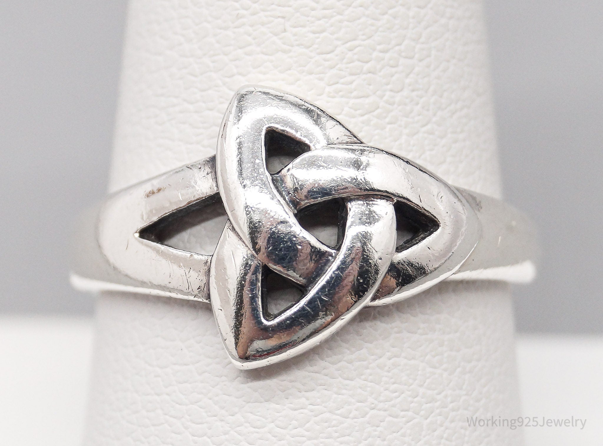Vintage Designer Solvar Trinity Celtic Knot Sterling Silver Ring - Size 9.25