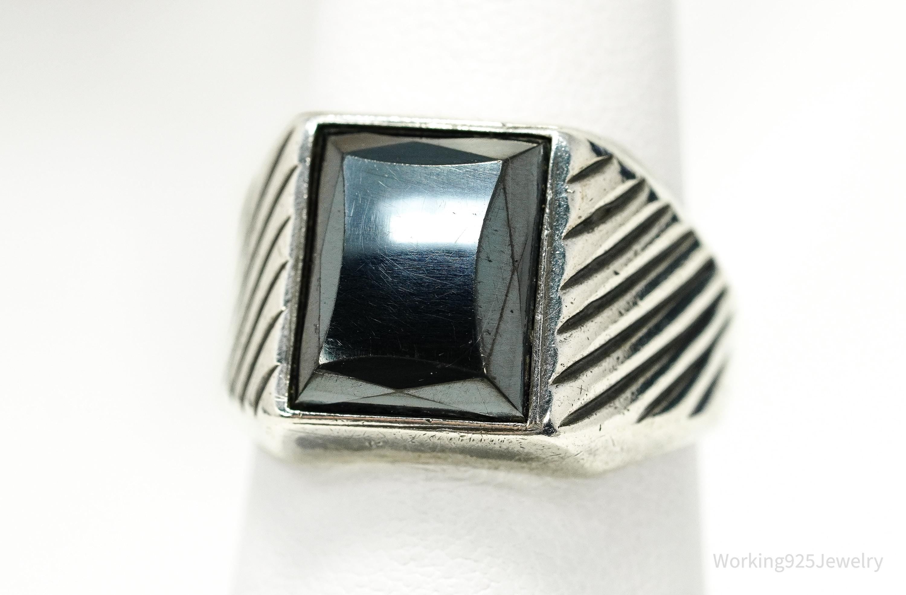 Vintage MCM Vargas Mfg. Co. Hematite Sterling Silver Ring - Size 7.75
