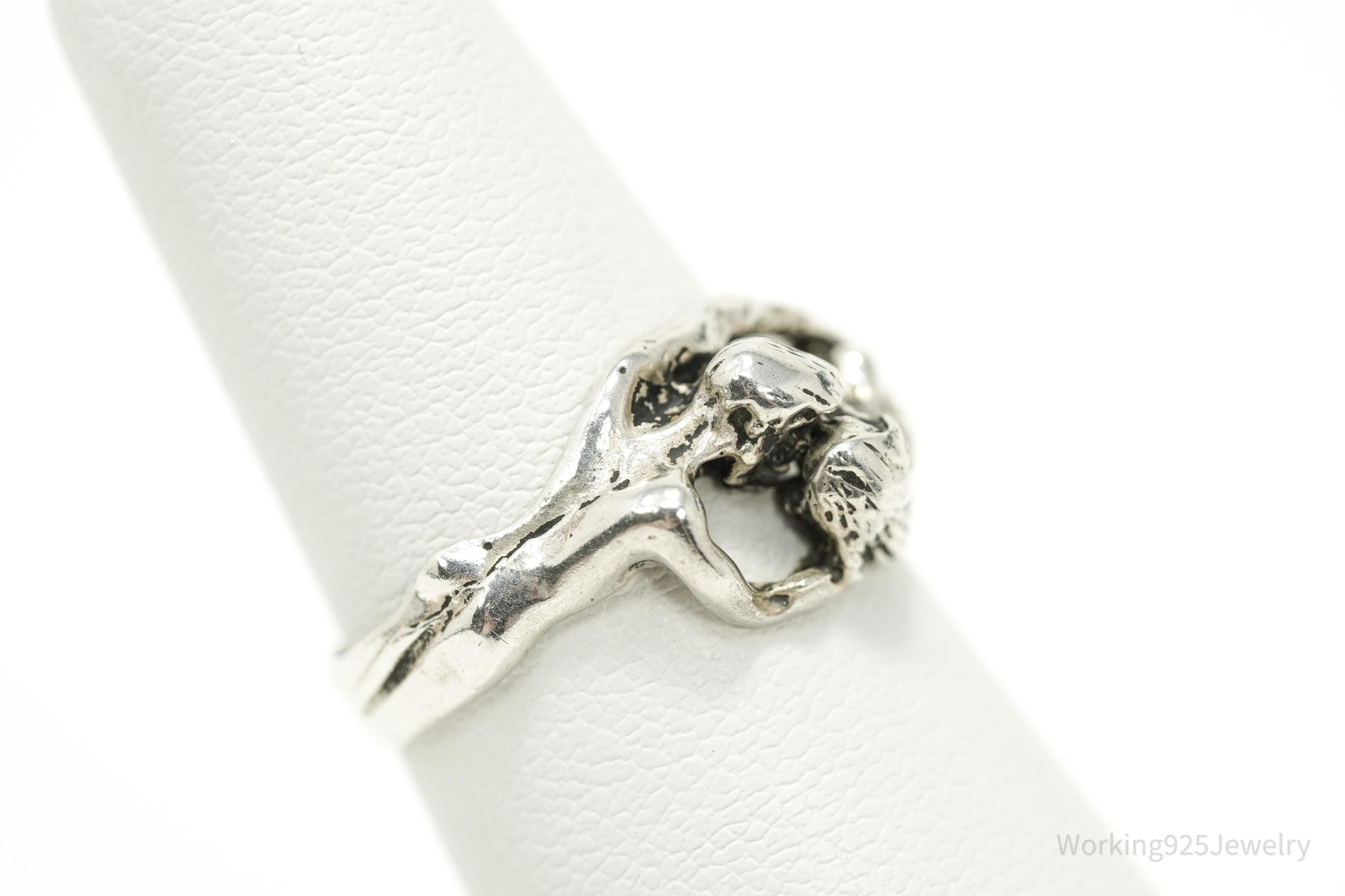 Vintage Kissing Couple Lovers Sterling Silver Ring - Size 5.25
