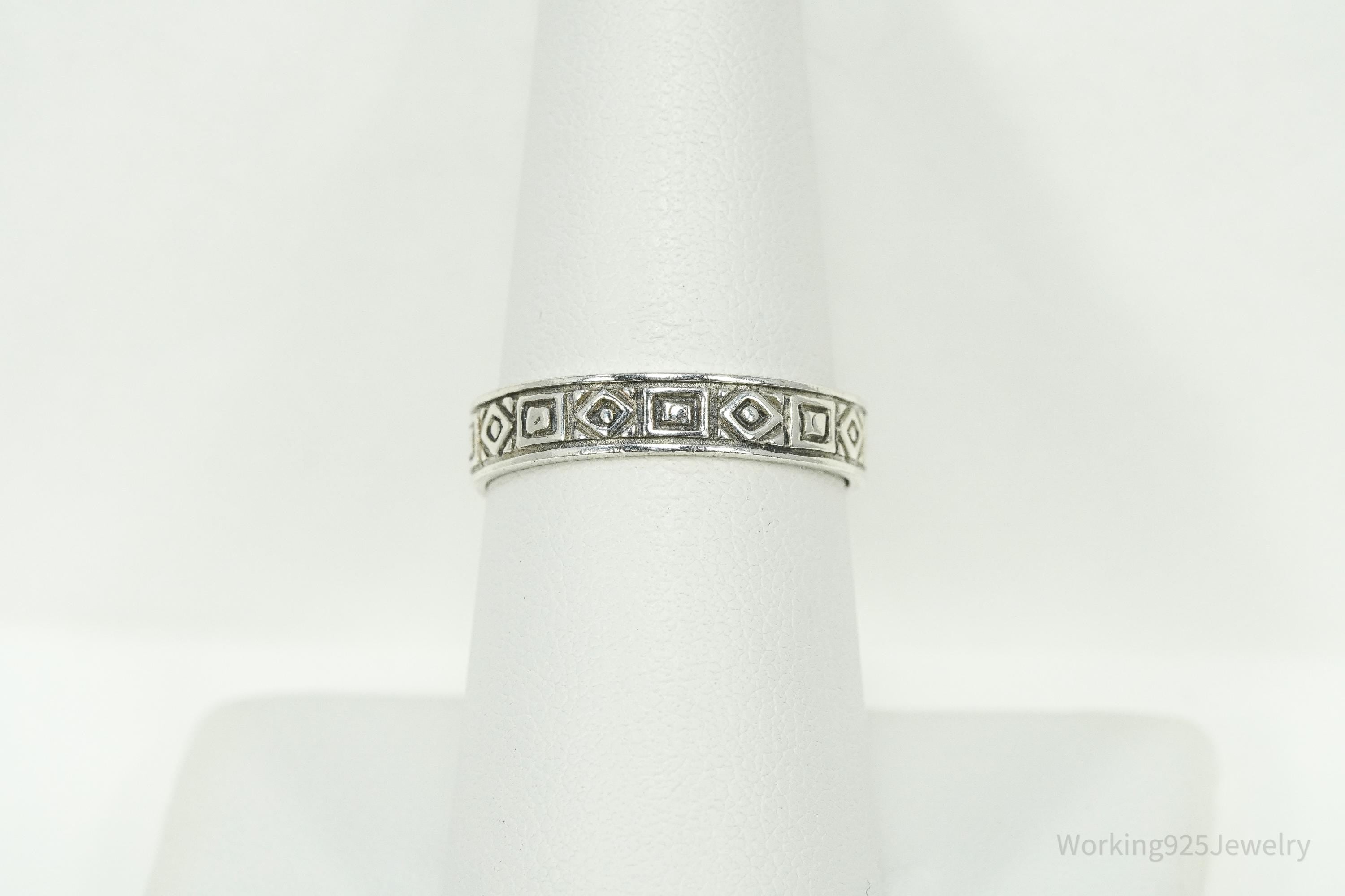 Vintage Geometric Viking Style Sterling Silver Band Ring - Size 8