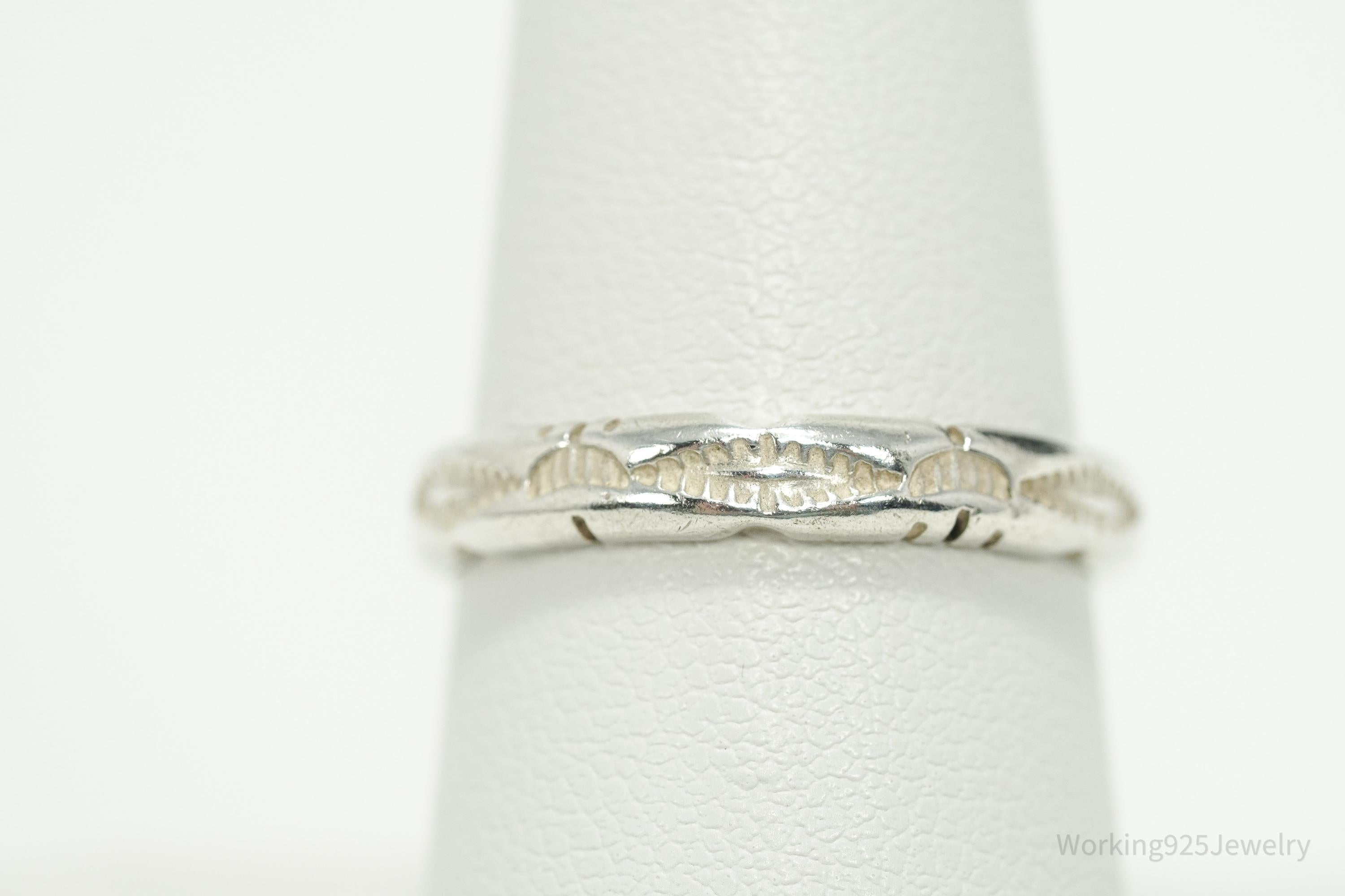 Vintage Native Designer Carolyn Pollack Sterling Silver Band Ring Size 7.75