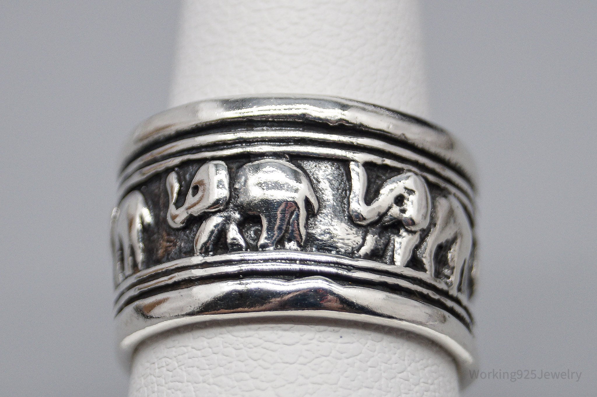 Vintage Elephant Family Good Fortune Sterling Silver Band Ring - Size 6.75
