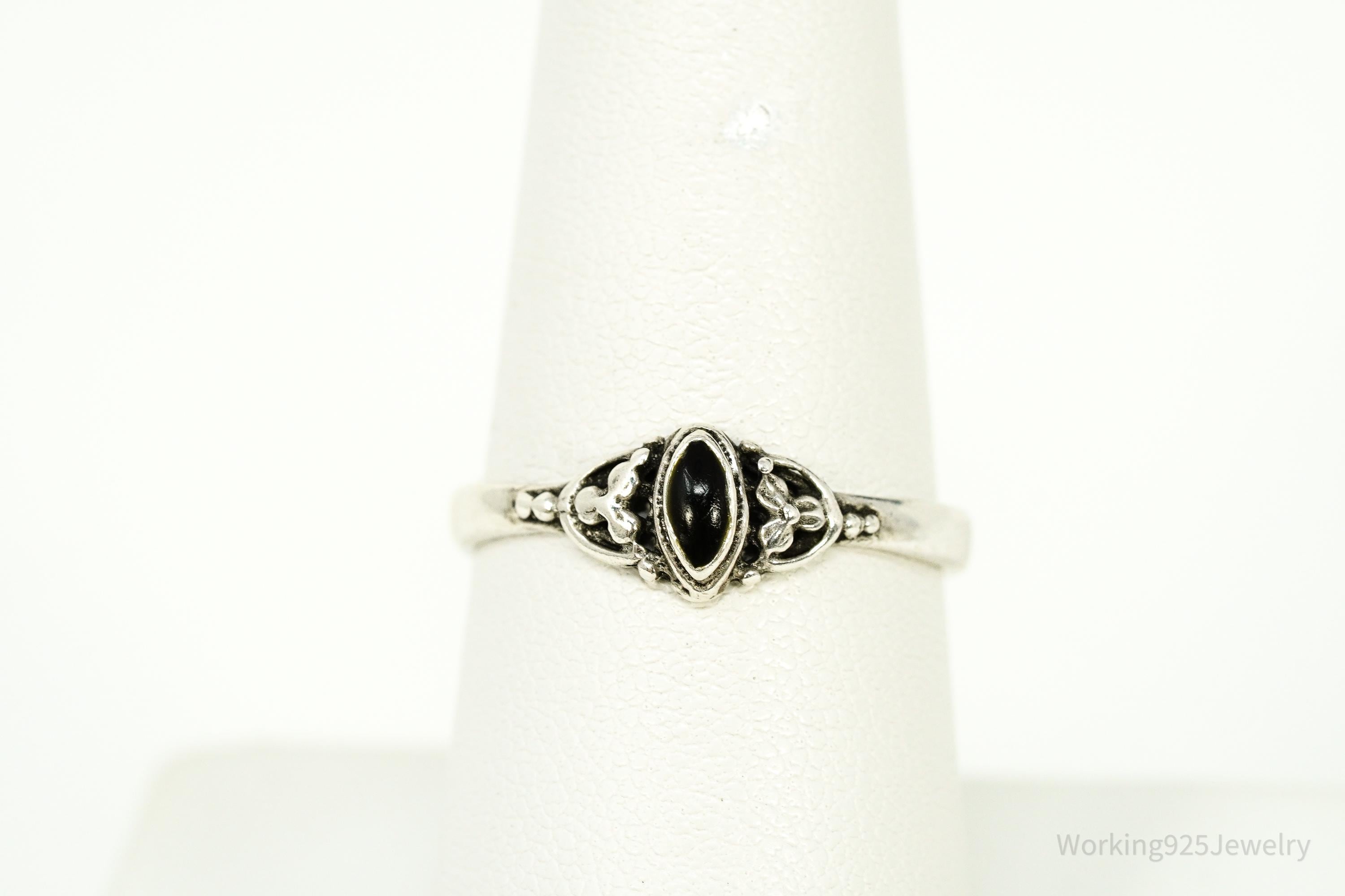Vintage Black Onyx Sterling Silver Ring - Size 7.75