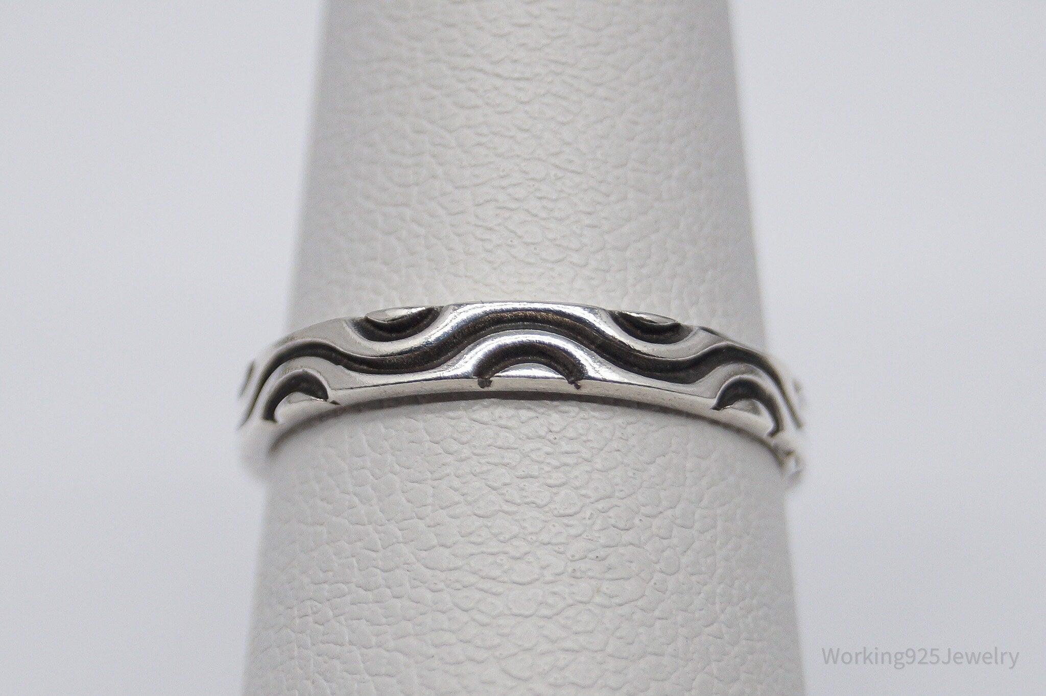 Vintage Native American Navajo El Tom Sterling Silver Band Ring - Size 5.75