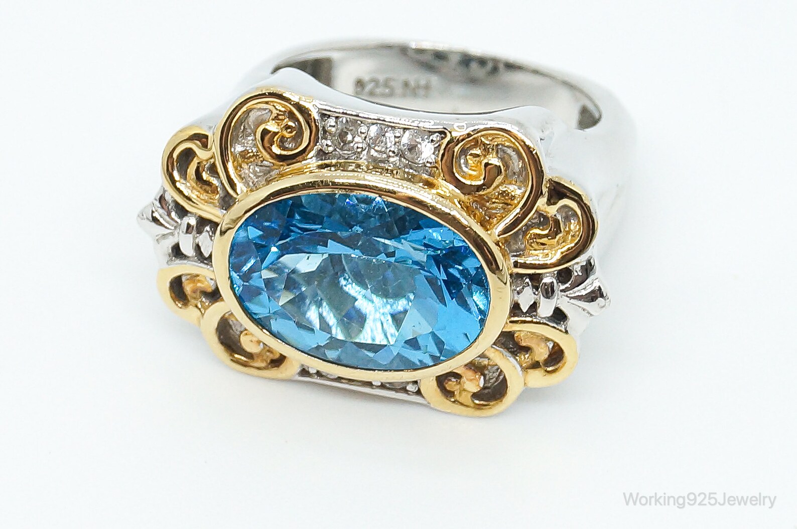 The Winter Gem: Blue Topaz, December's Birthstone