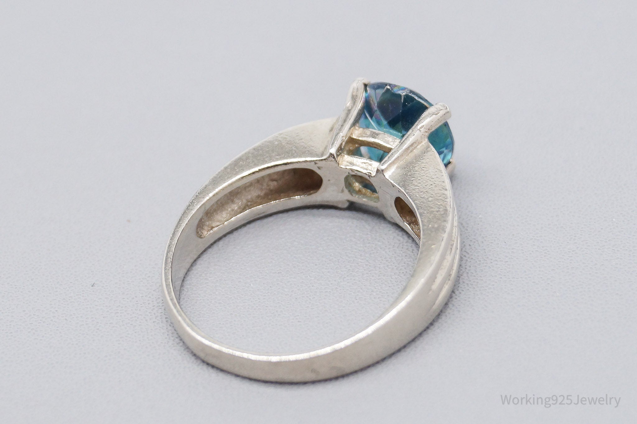 Vintage Blue Mystic Topaz Sterling Silver Ring - Size 6.25