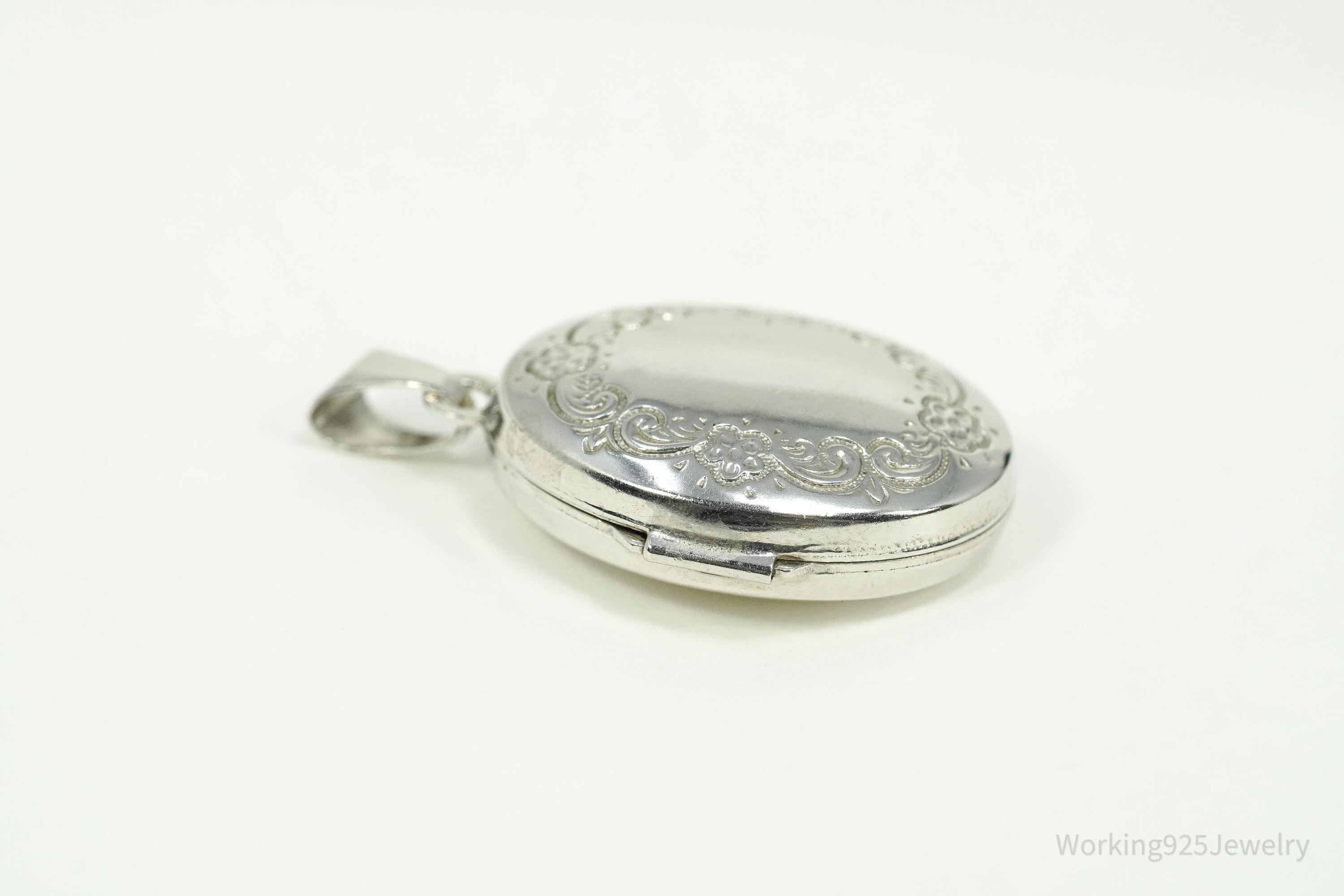 Vintage Flower Etched Oval Silver Locket Pendant 1 1/8"