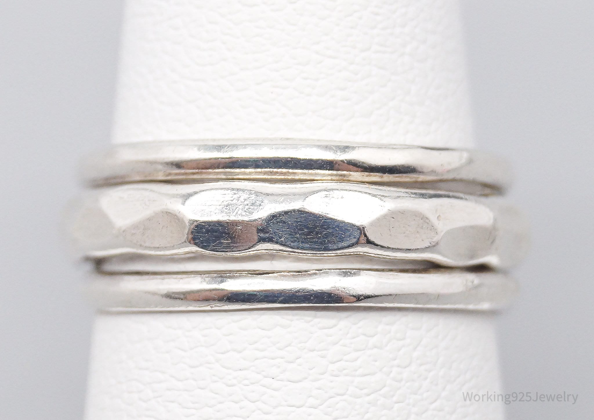 Vintage Modernist Style Hammered Sterling Silver Linked Bands Ring - Size 6.75