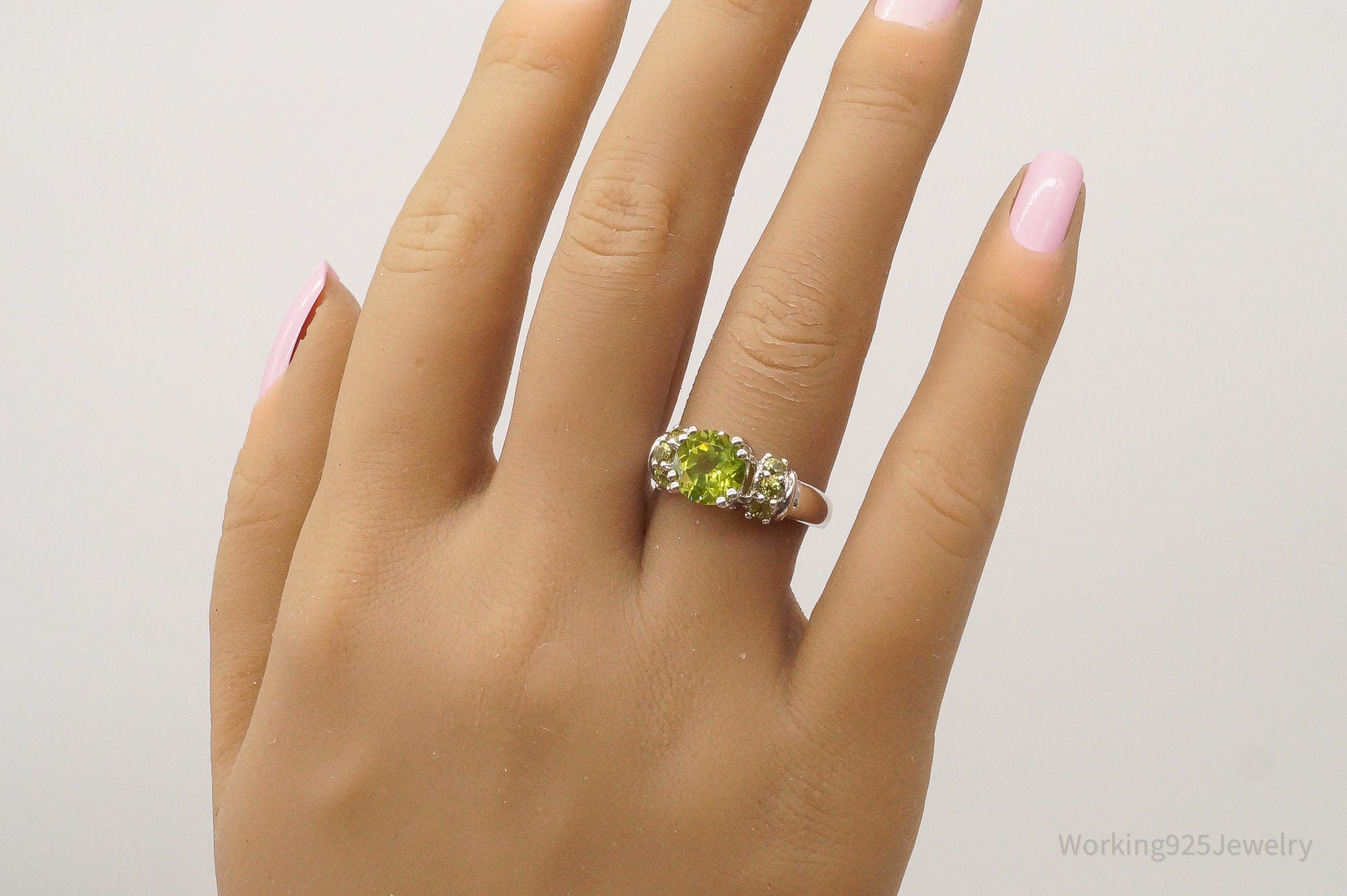 Vintage Peridot Sterling Silver Ring - Size 7.25