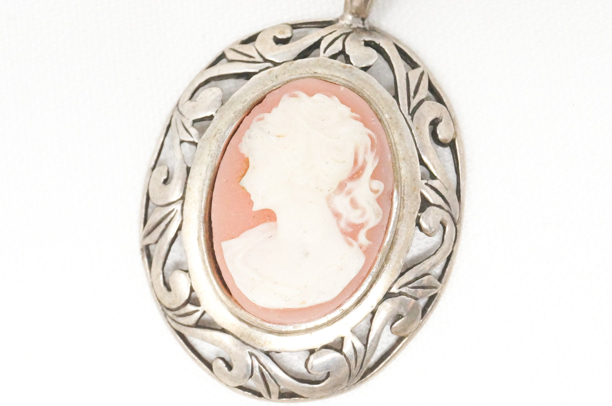 Vtg Designer Jolaine Carved Cameo Shell Woman Sterling Silver Necklace Pendant