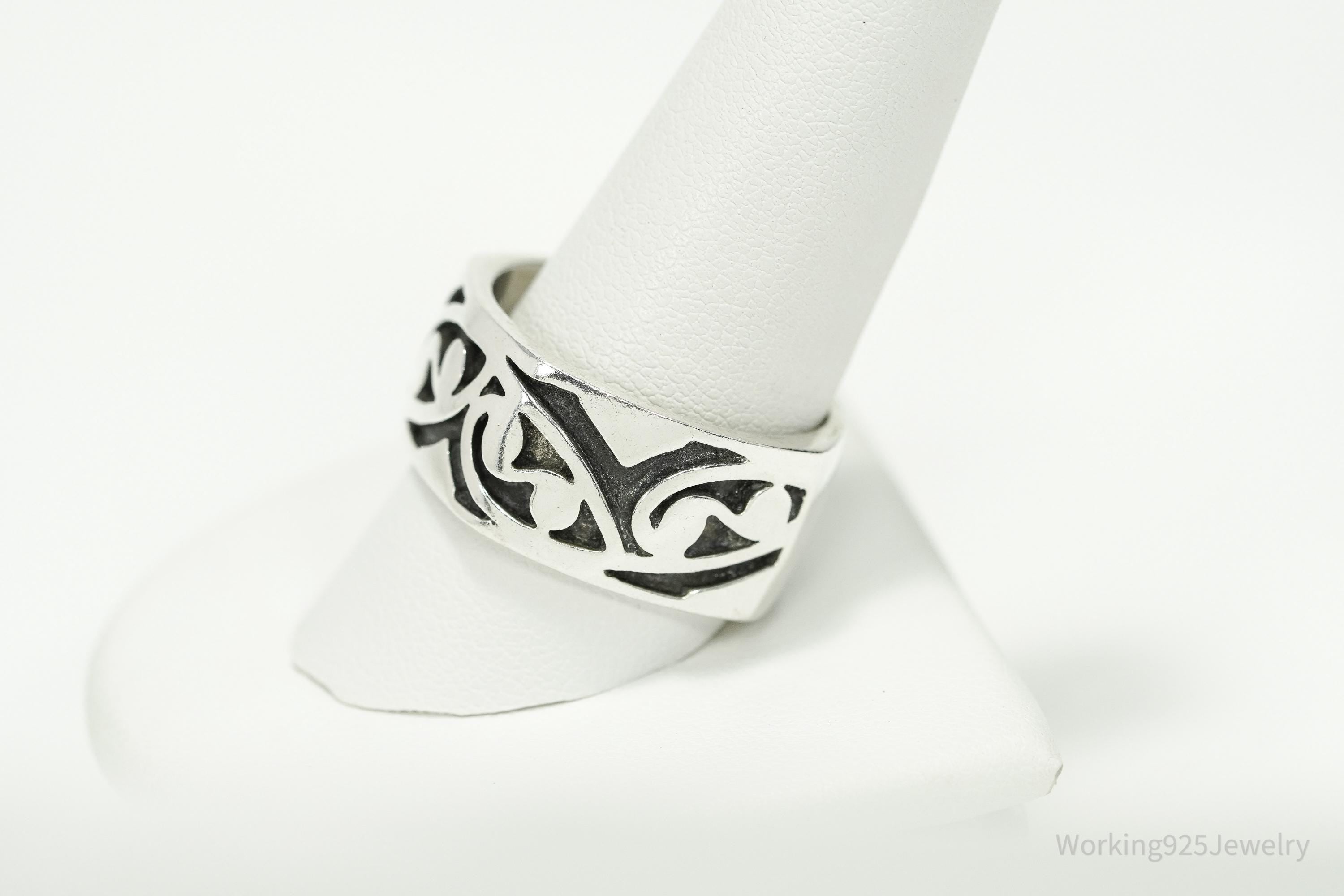 Vintage Tribal Sterling Silver Band Ring Size 11