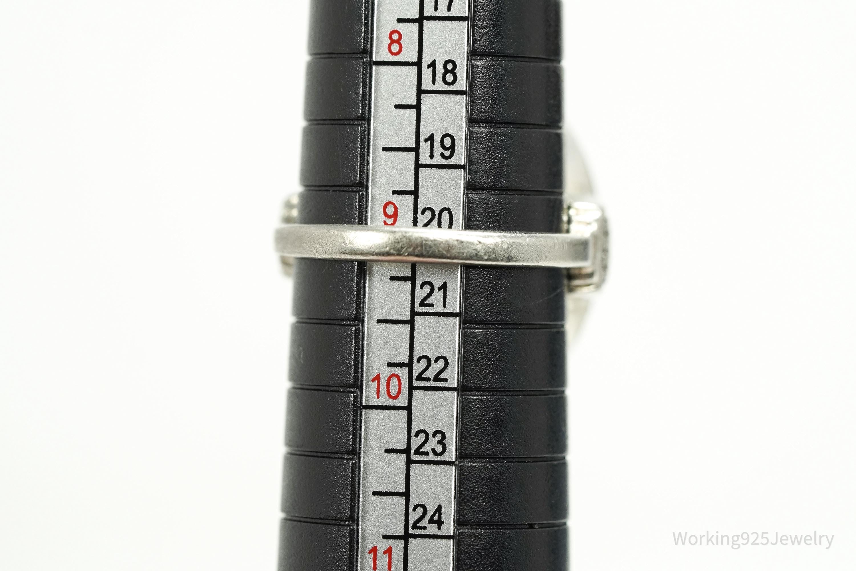 Vintage Large Green Aventurine Sterling Silver Ring - Size 9