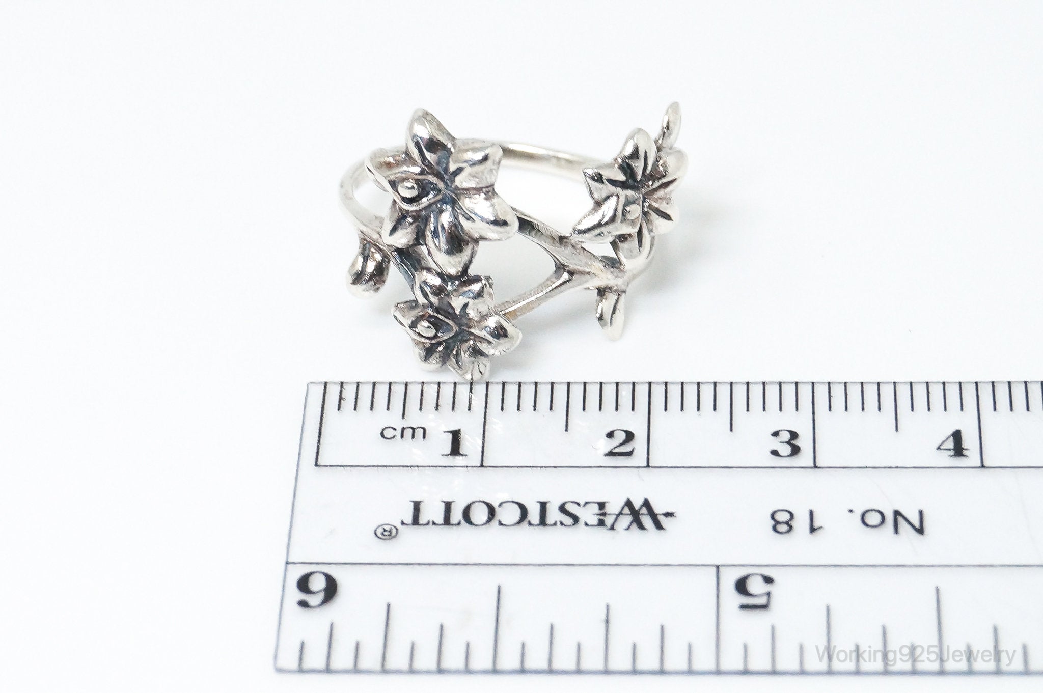 Vintage Modern Flowers Sterling Silver Ring - Size 8