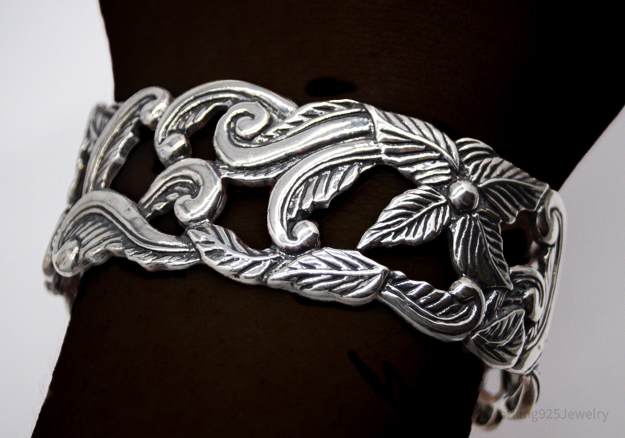 Vintage Native Designer Carolyn Pollack Relios Sterling Silver Cuff Bracelet