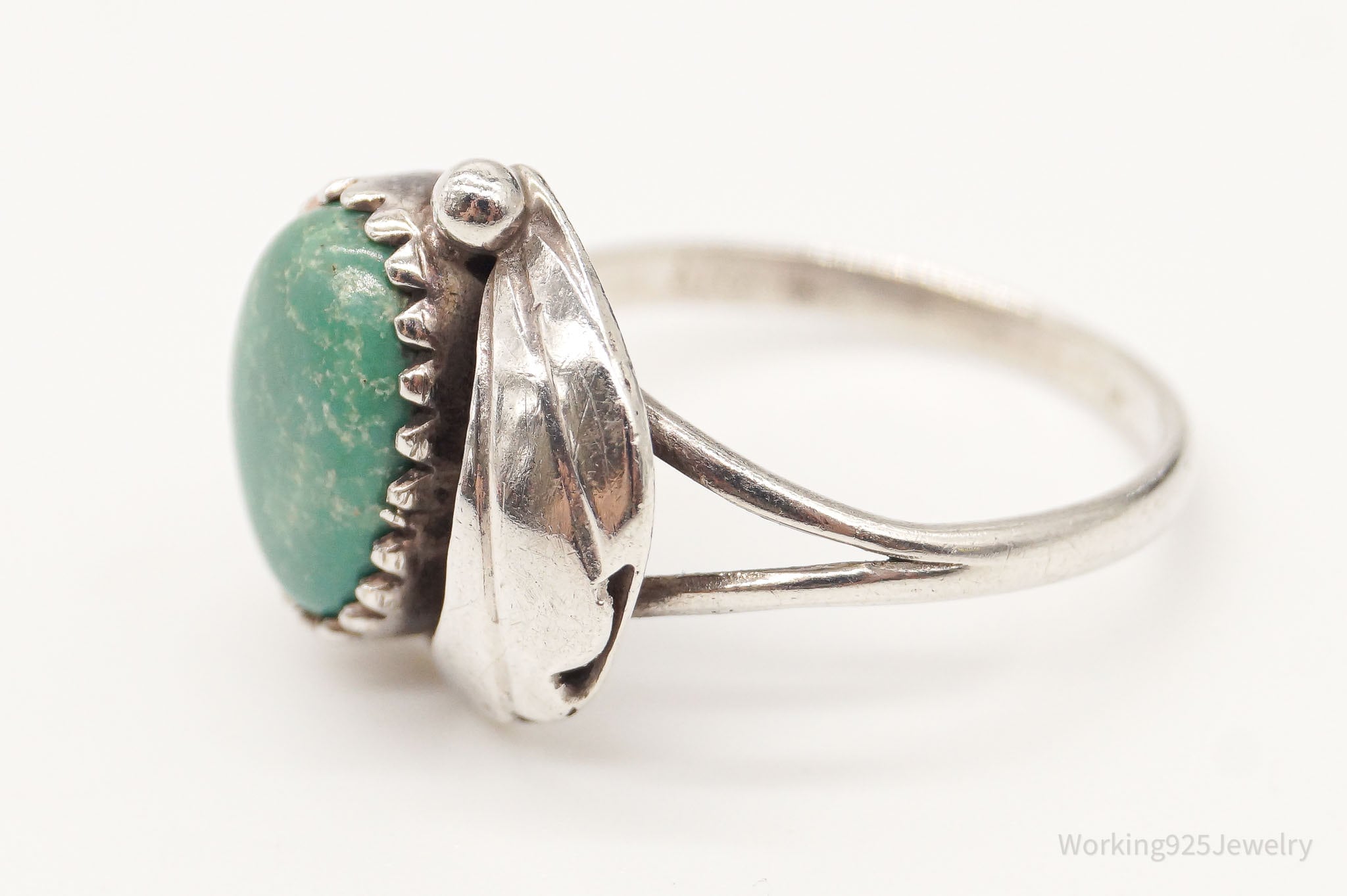 Vintage Native American Turquoise Sterling Silver Ring - Size 7