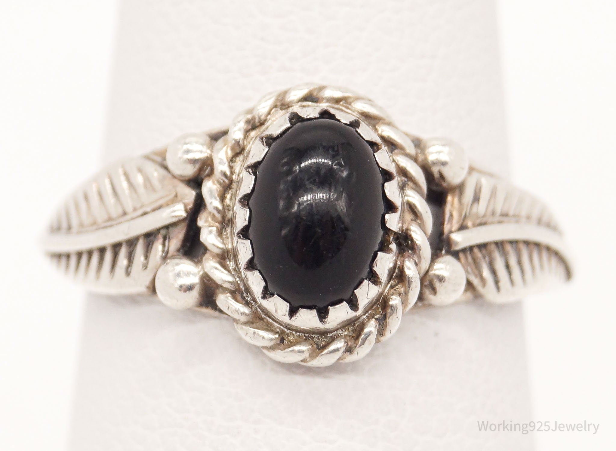 Vintage Native American Black Onyx Silver Ring - Size 6.25