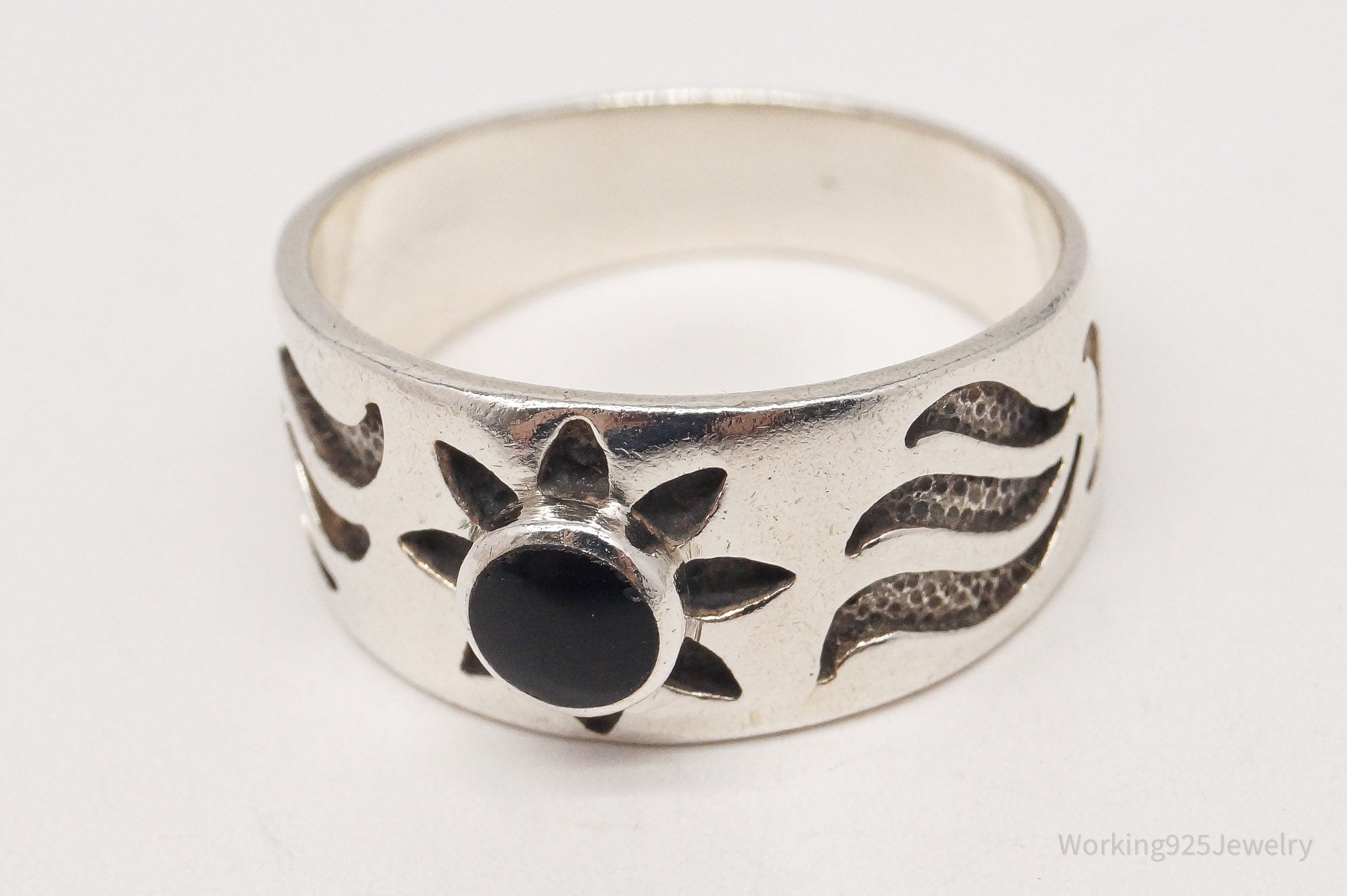 Vintage Black Onyx Sun Sterling Silver Band Ring - Size 7.75