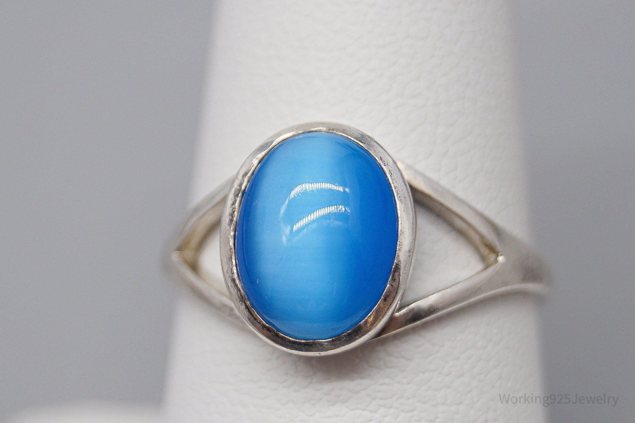 Vintage Blue Cats Eye Sterling Silver Ring - Size 8