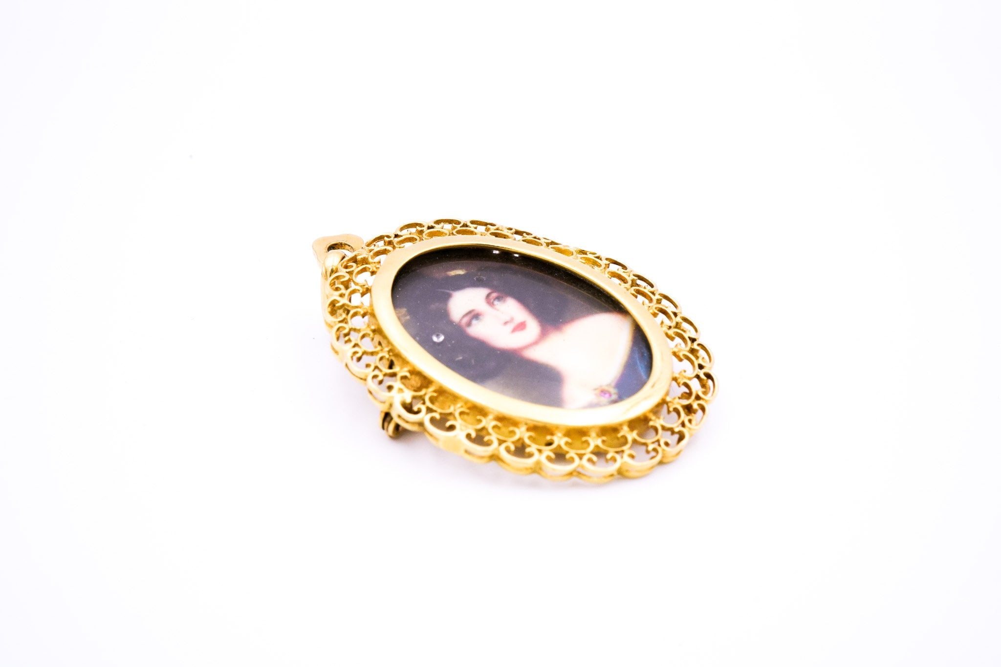 18K Yellow Gold Brooch with Zirconias