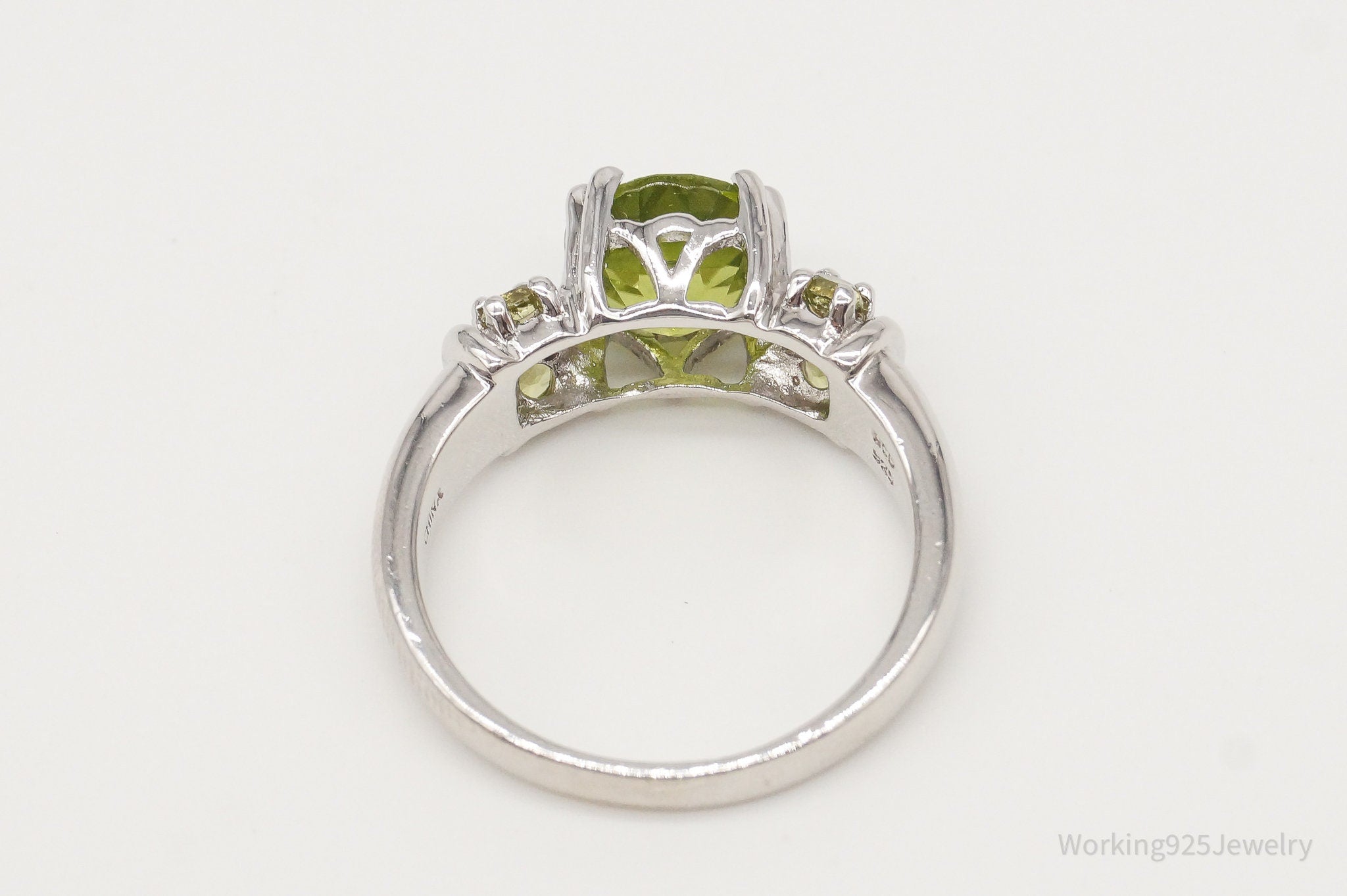 Vintage Peridot Sterling Silver Ring - Size 7.25