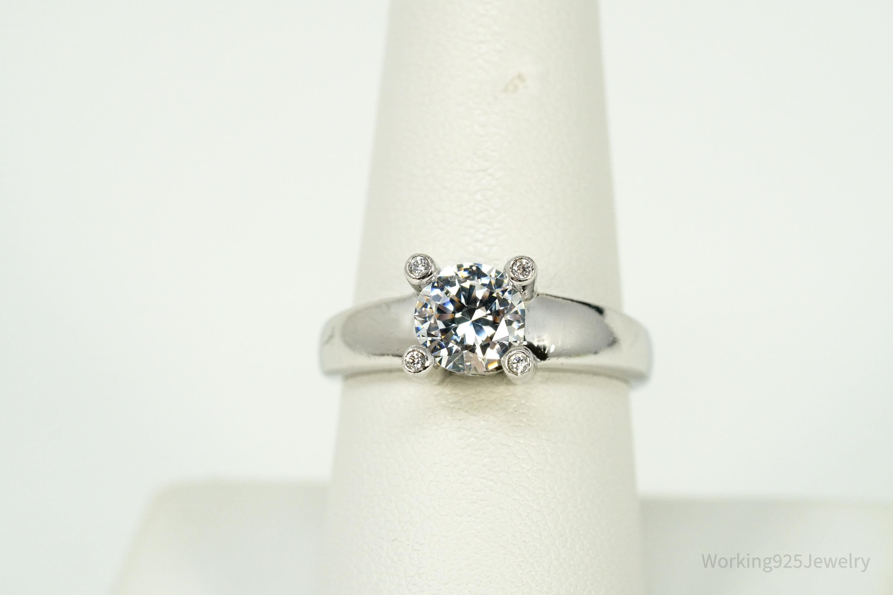 Vintage Diamonique Cubic Zirconia Sterling Silver Ring Size 8