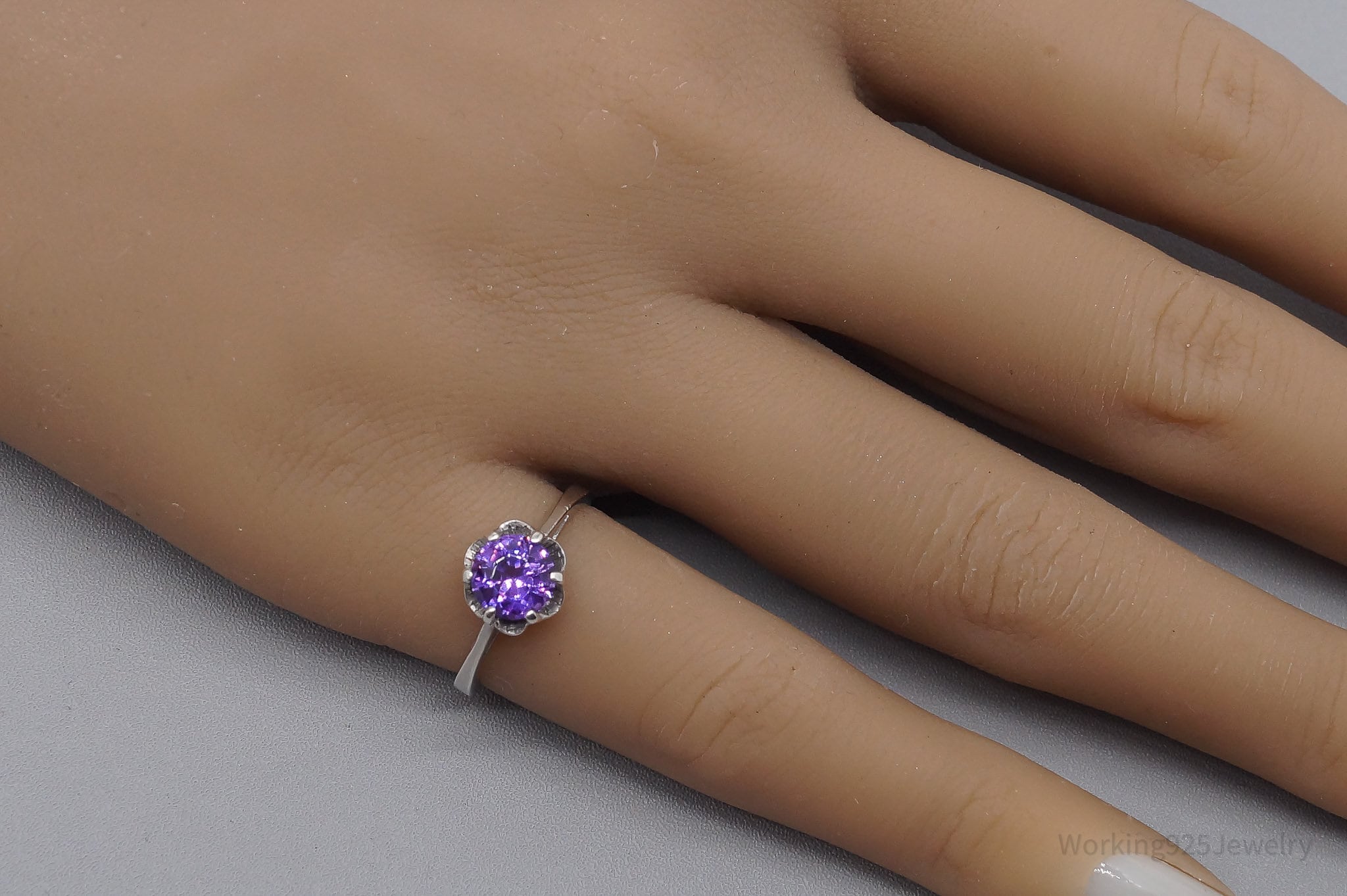 Vintage Amethyst Sterling Silver Ring - Size 5.25