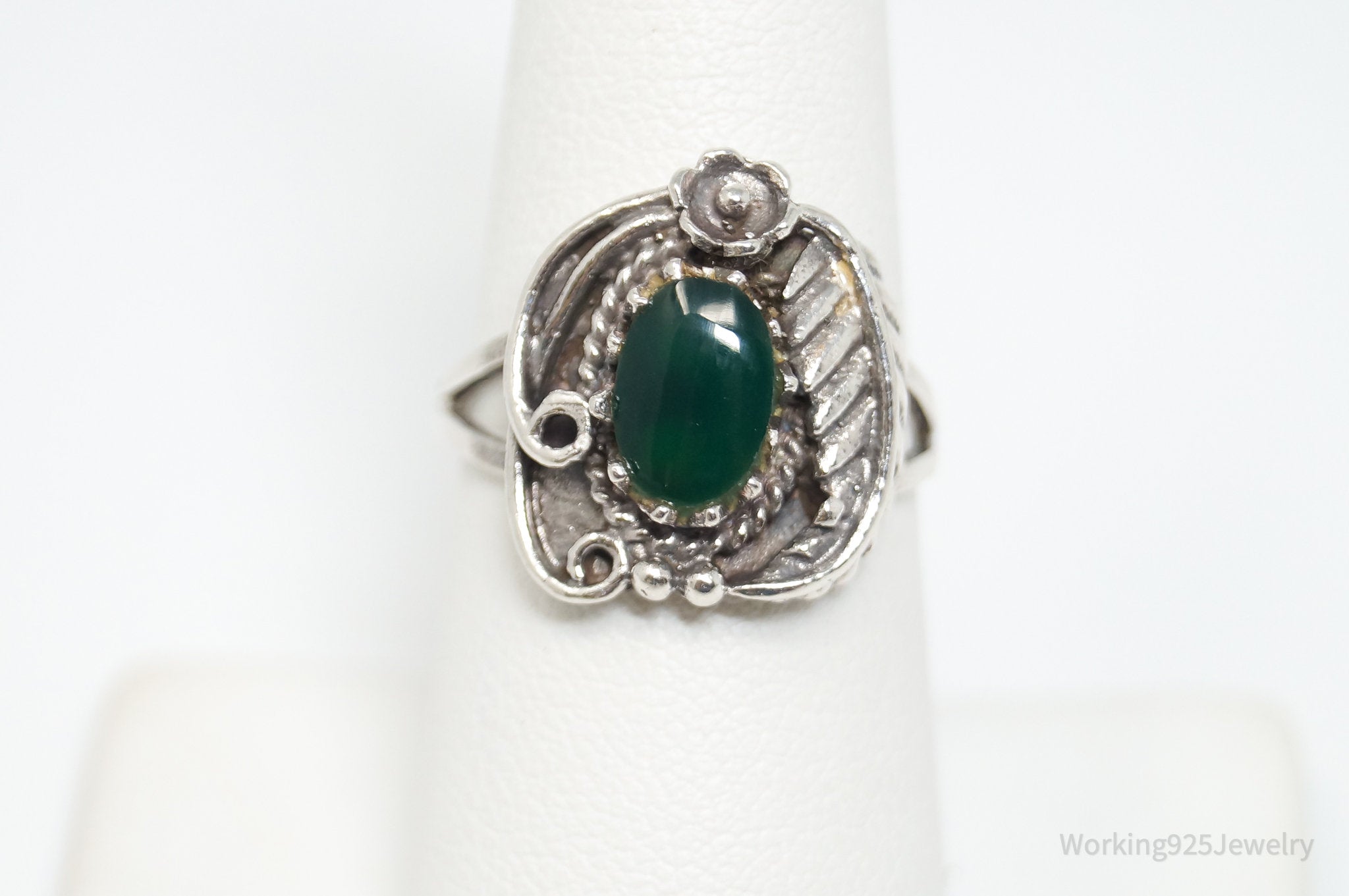 Vtg Native American Green Onyx Unsigned Sterling Silver Ring - Sz 7.5