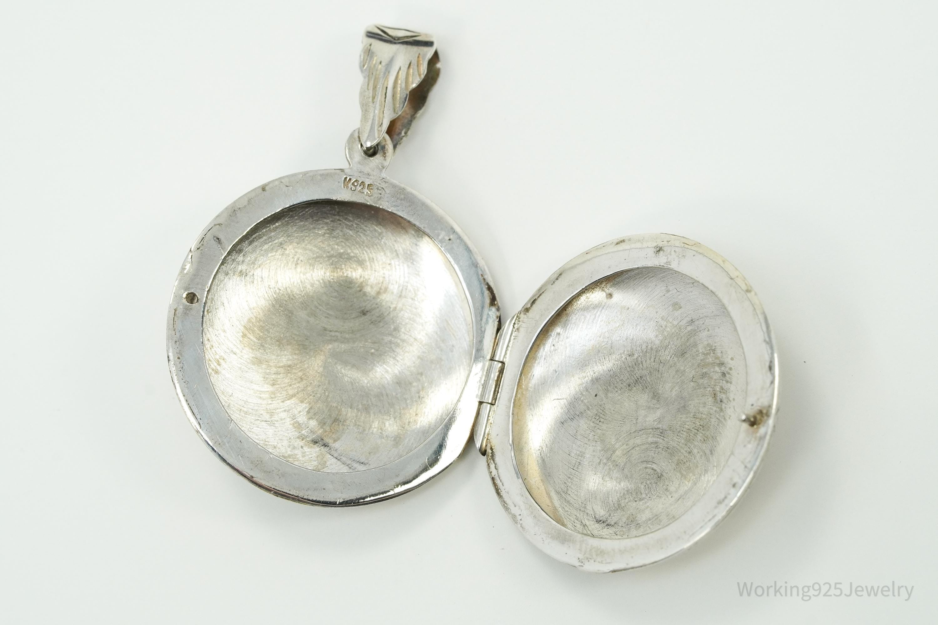 Vintage Round Etched Locket Sterling Silver Charm Pendant