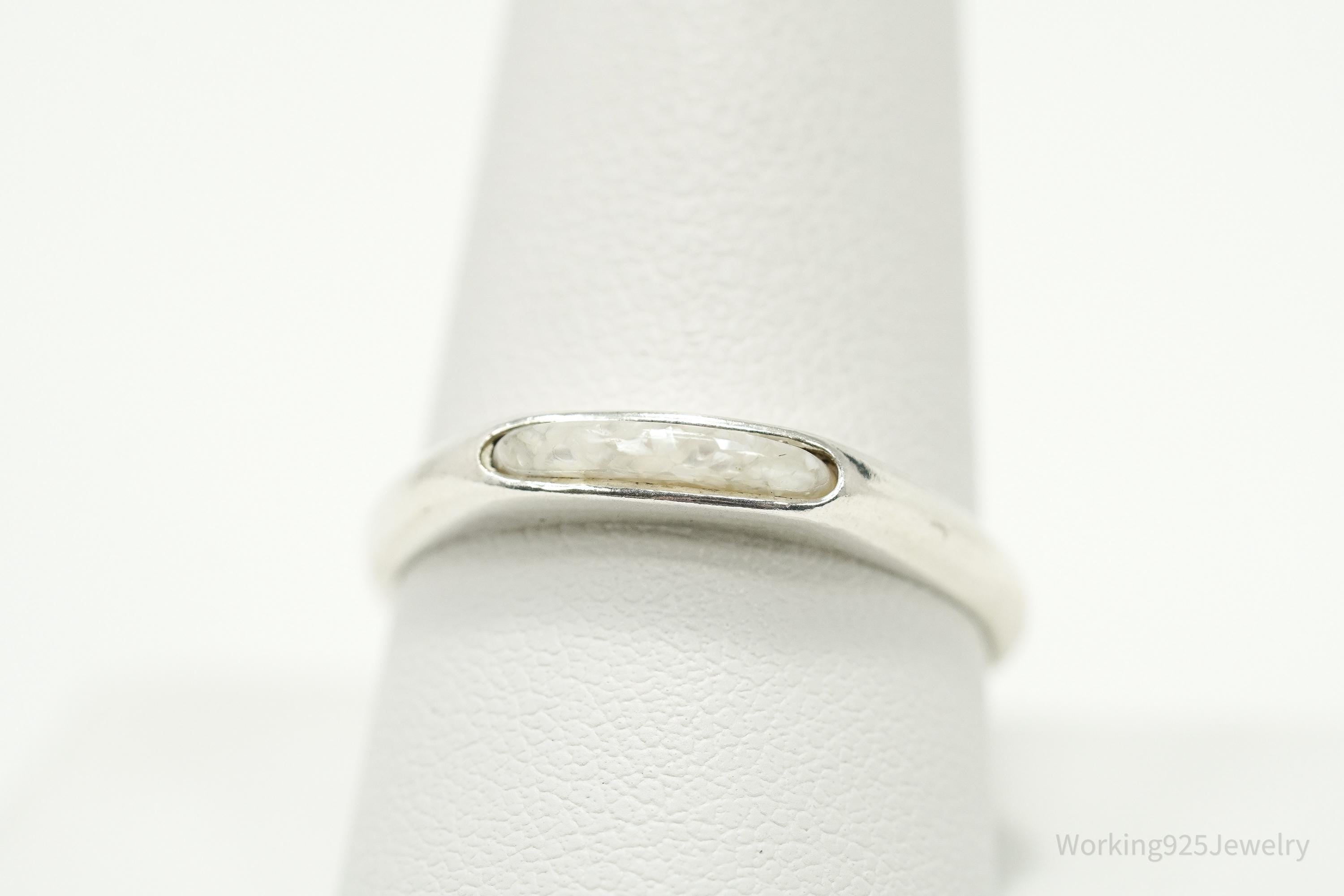 Vintage Native Carolyn Pollack Crushed Mother Of Pearl Inlay Sterling Silver Ring - Size 10