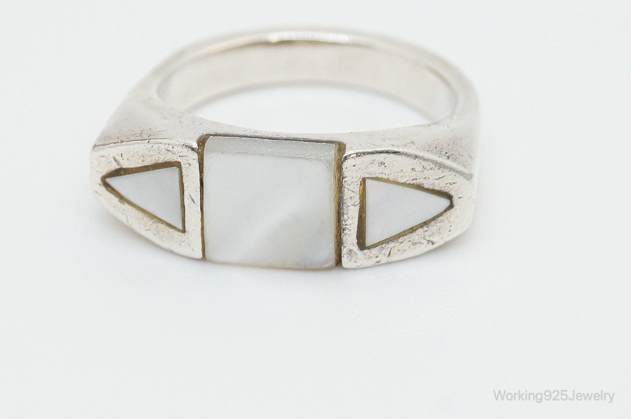 Vintage Mother Of Pearl Sterling Silver Ring - Size 7.5