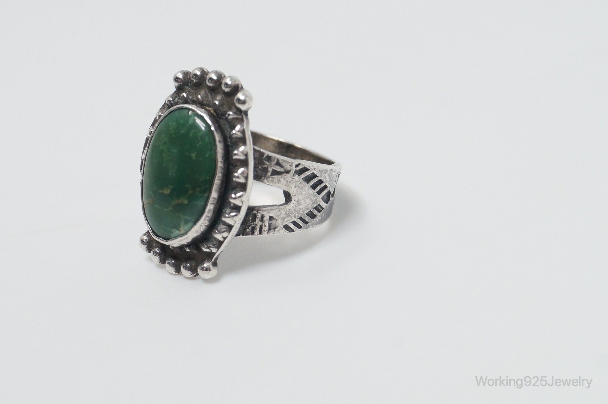 Vintage Native American Green Turquoise Unsigned Sterling Silver Ring SZ 6.25