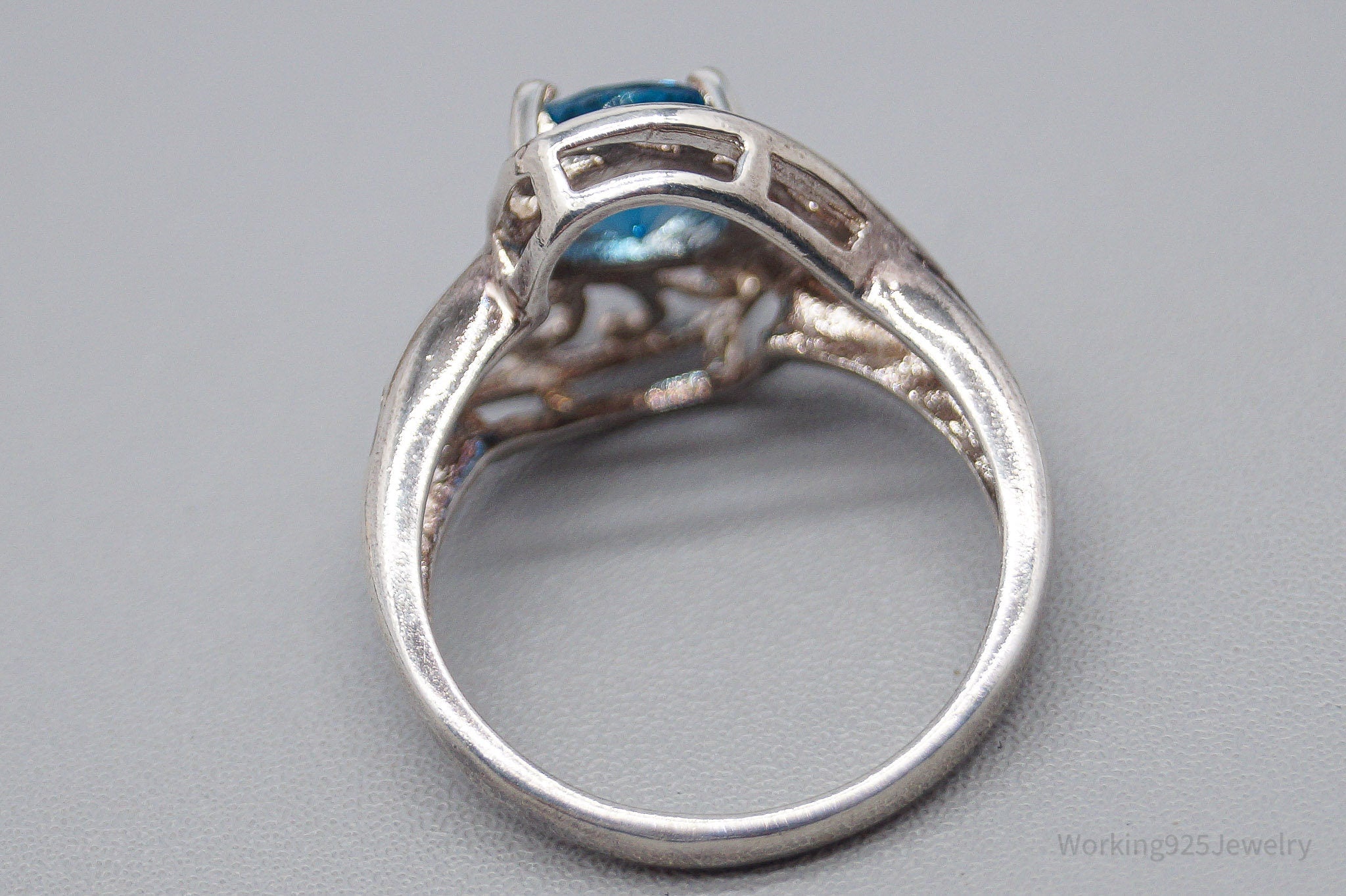 Vintage London Blue Topaz Sterling Silver Ring - Size 6