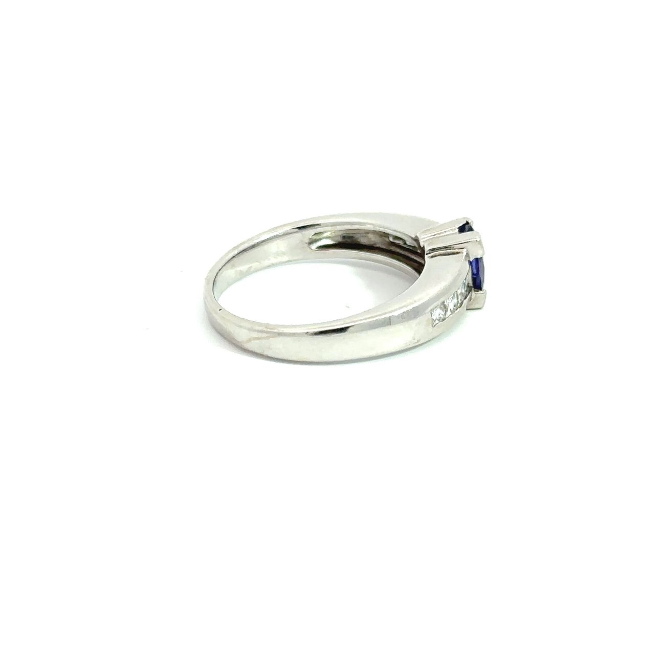 14k White Gold Natural Oval Cut Tanzanite and Princess Cut Diamond Ring