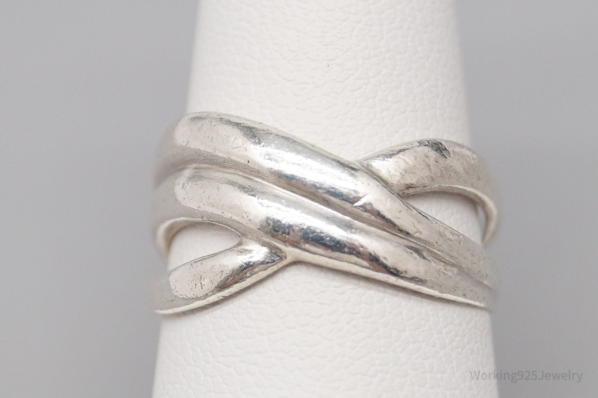 Vintage Modernist Style Sterling Silver Ring - Size 7.75