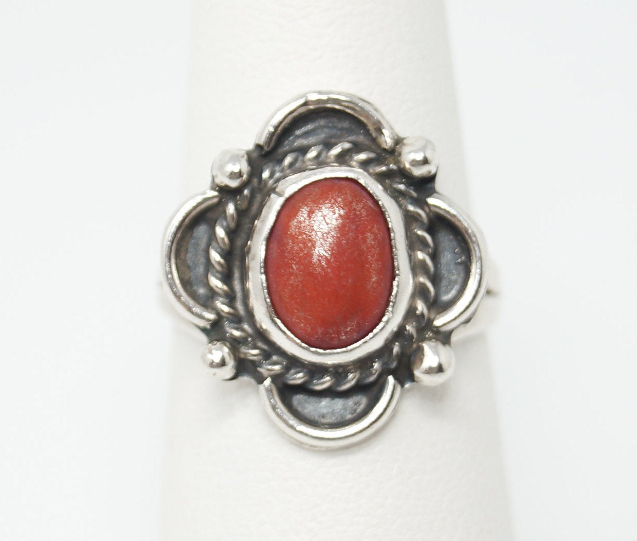 Vintage Native American Coral Unsigned Sterling Silver Ring - Sz 5.25