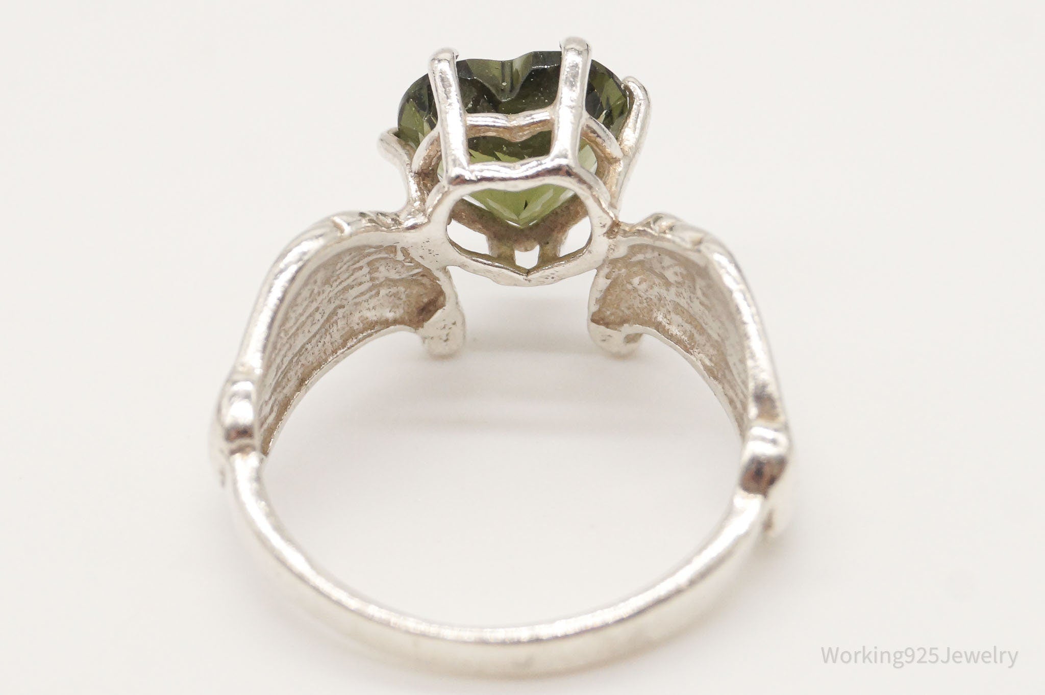 Vintage Peridot Heart Wings Sterling Silver Ring - Size 5.5