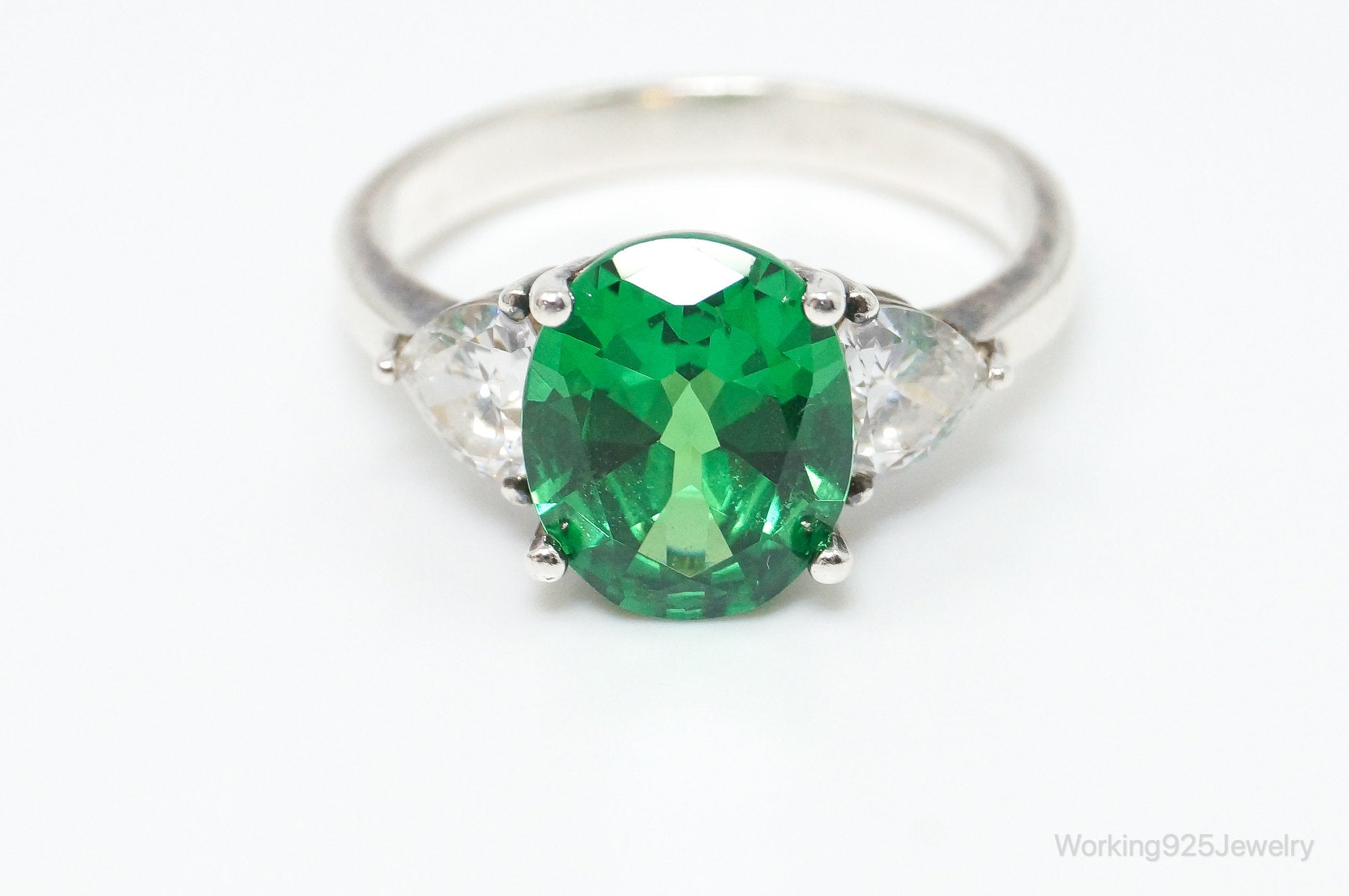 Vintage Simulated Emerald DQCZ Accented Sterling Silver Ring SZ 8.5