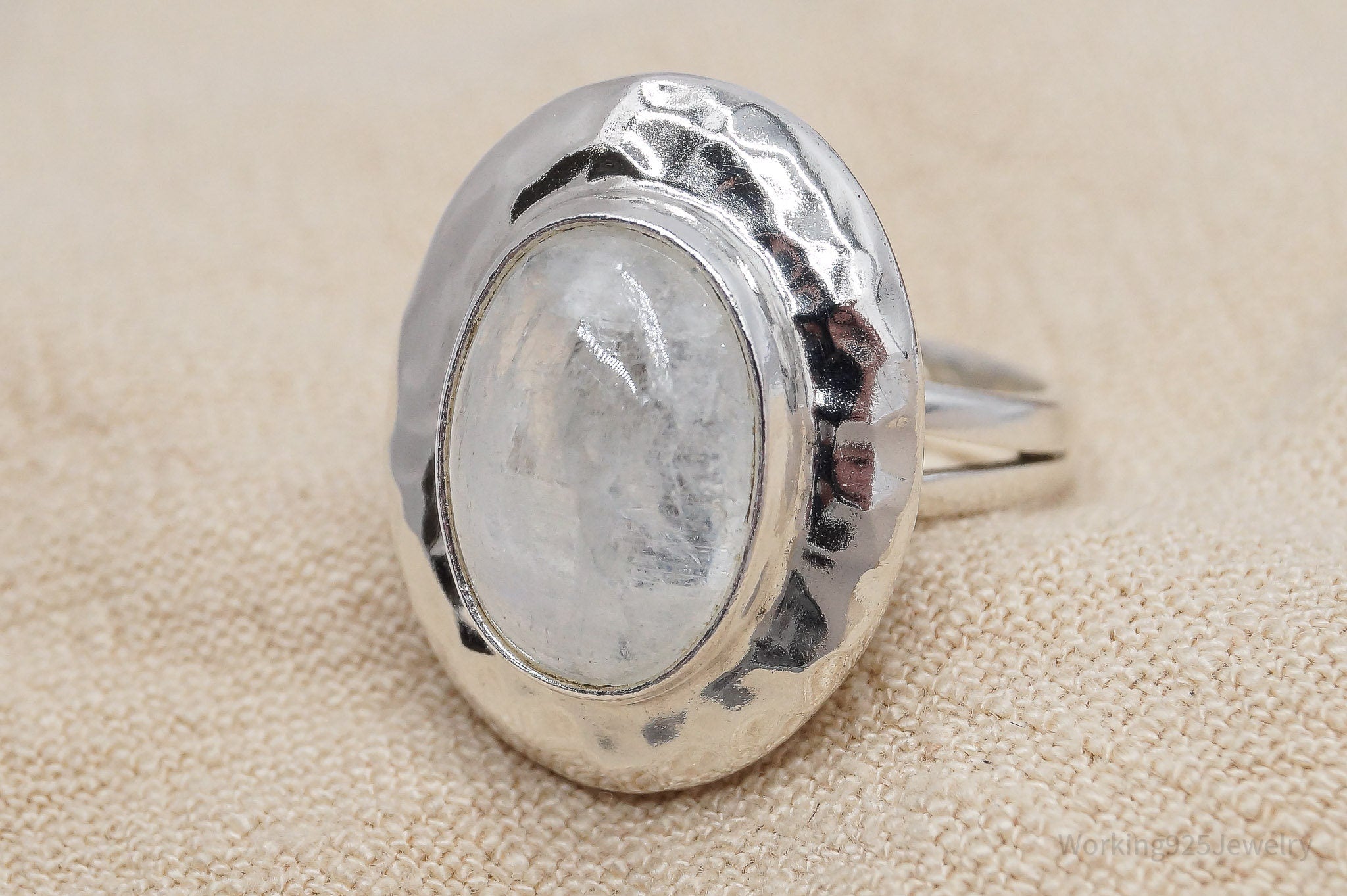 Vintage Moonstone Hammered Style Sterling Silver Ring - Size 6.75