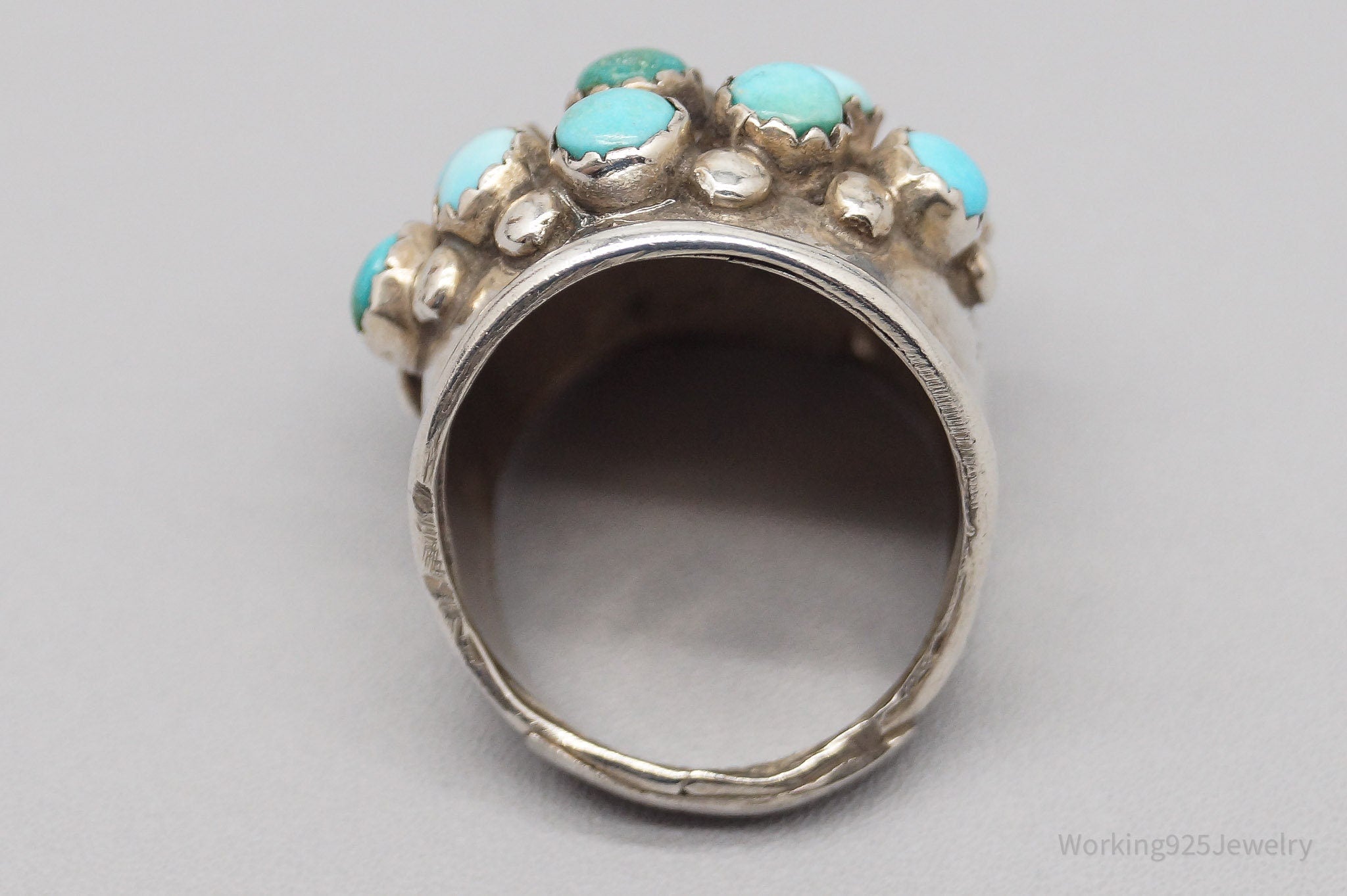 Vintage Native American Turquoise Unsigned Silver Ring - SZ 6.25