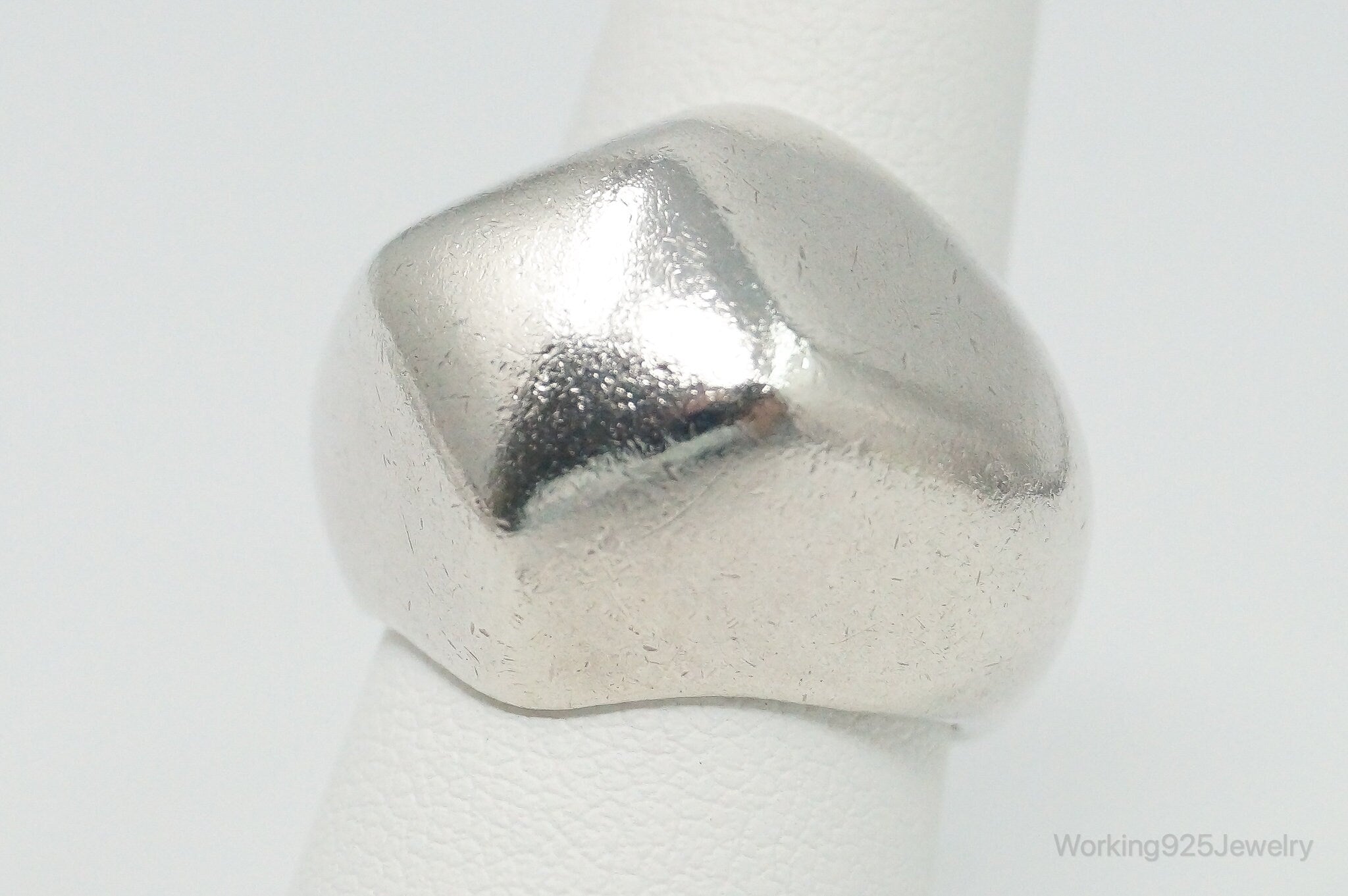 Vintage Sleek Modern Sterling Silver Dome Ring - Size 7.25