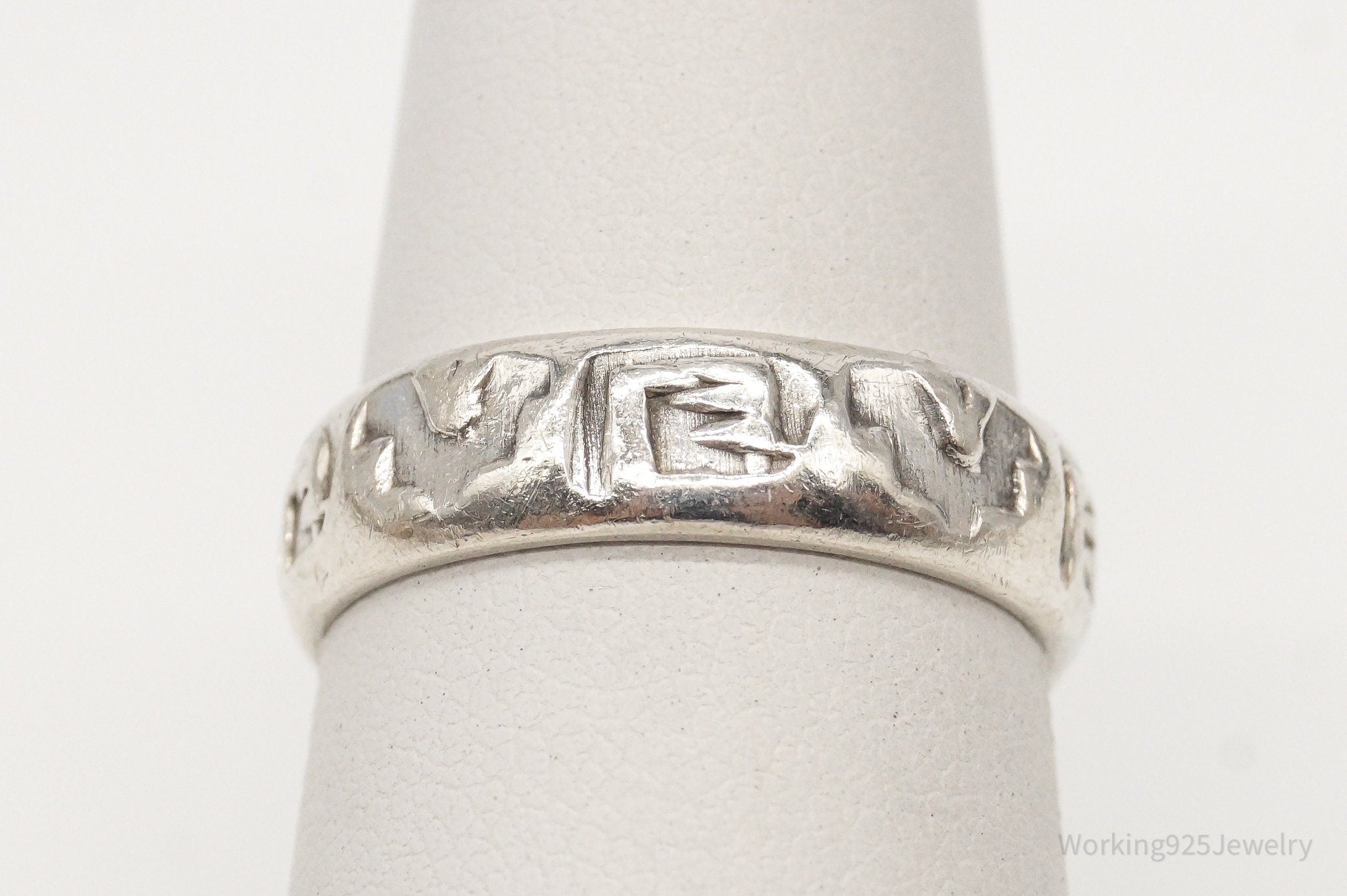 Vintage Native American Tribal Sterling Silver Band Ring - Size 6.5