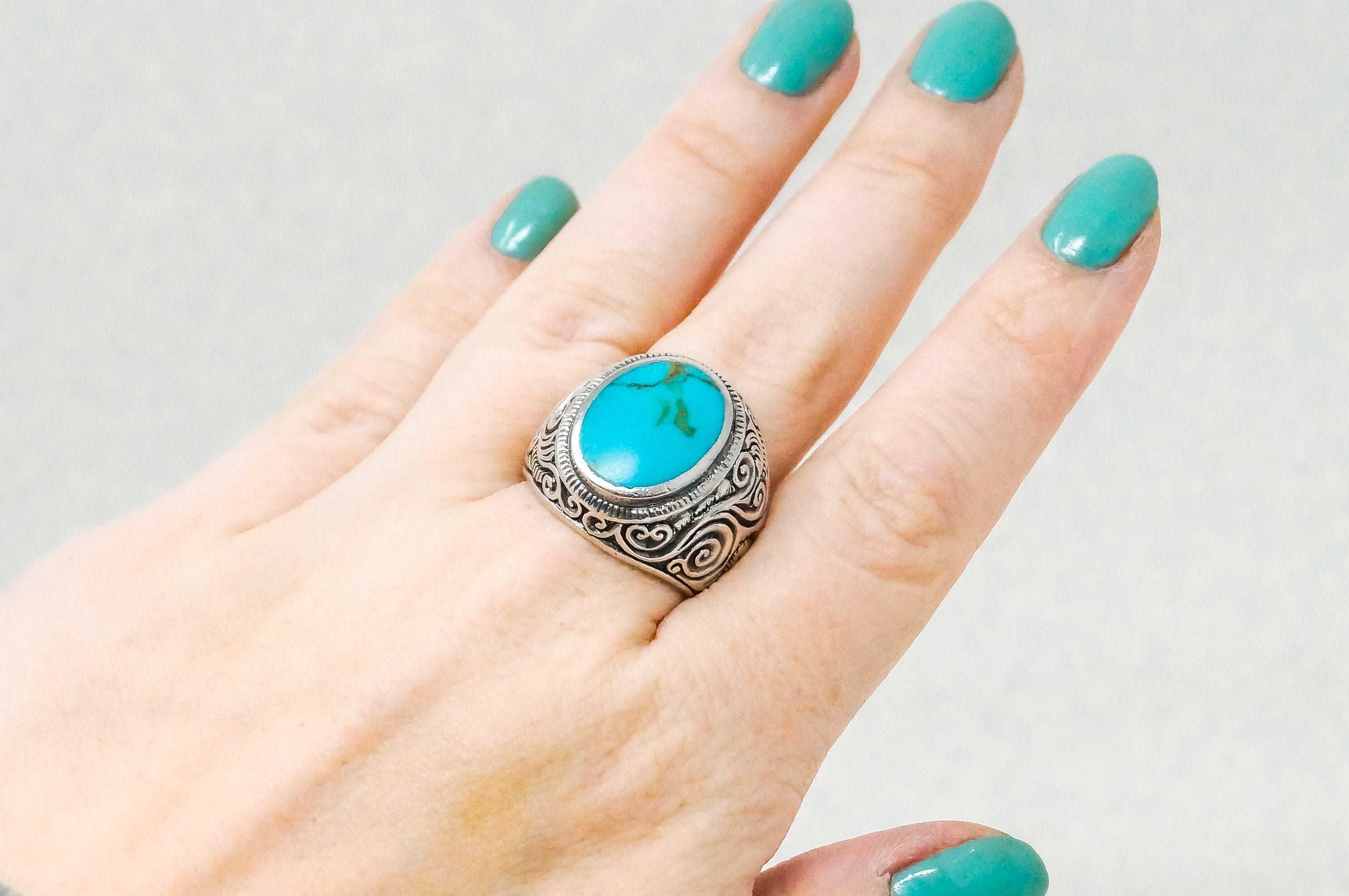 Vintage Large Turquoise Etched Scroll Design Sterling Silver Ring - Sz 10