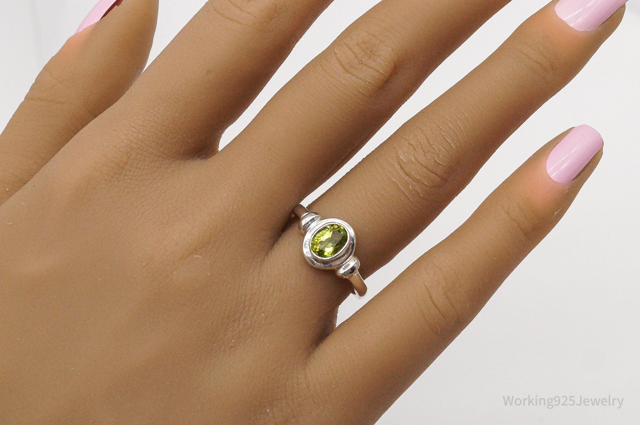 Vintage Peridot Sterling Silver Ring - Size 7.5